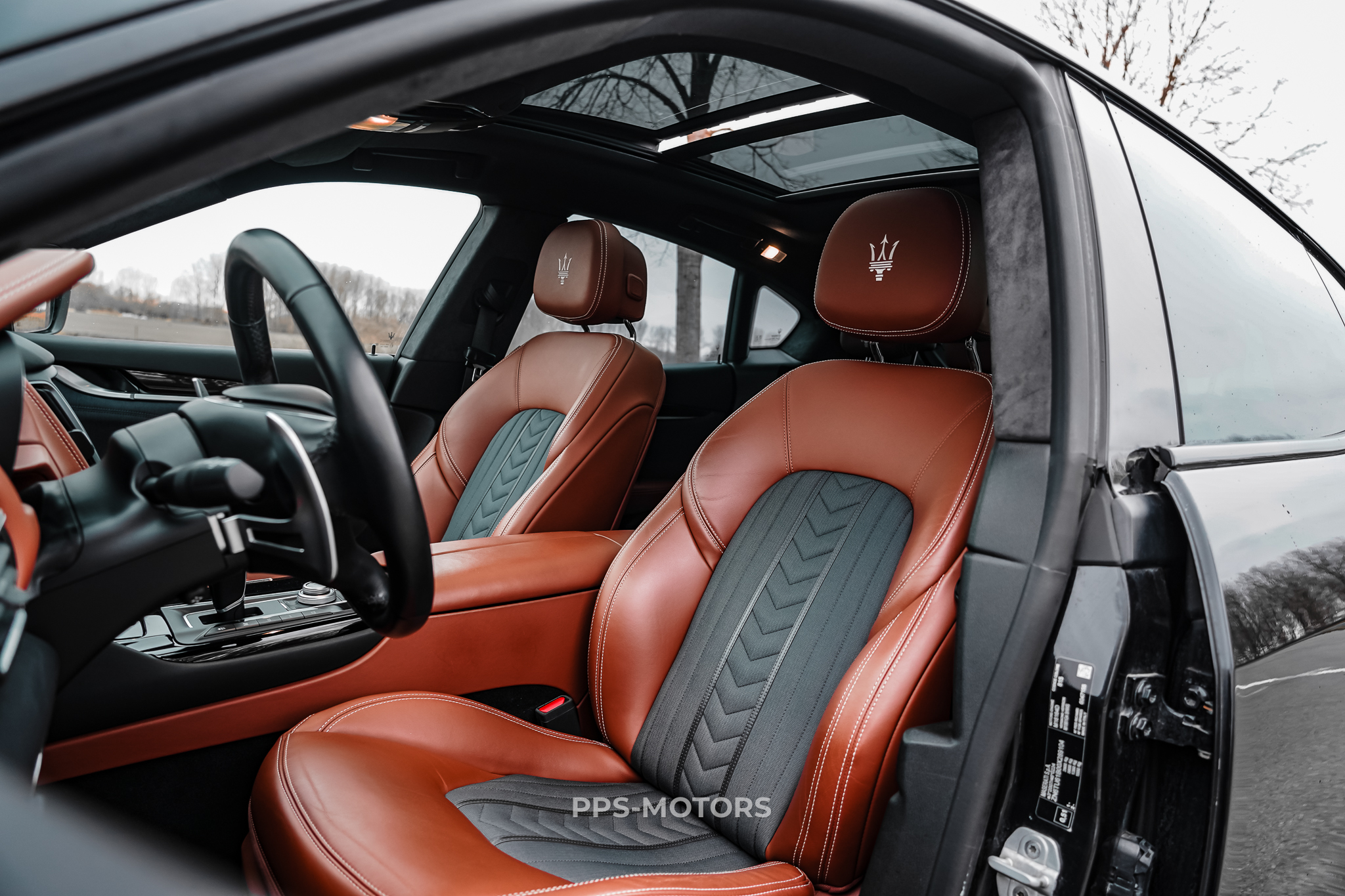 Maserati LEVANTE 3.0 V6 TURBO GRANLUSSO photo 26