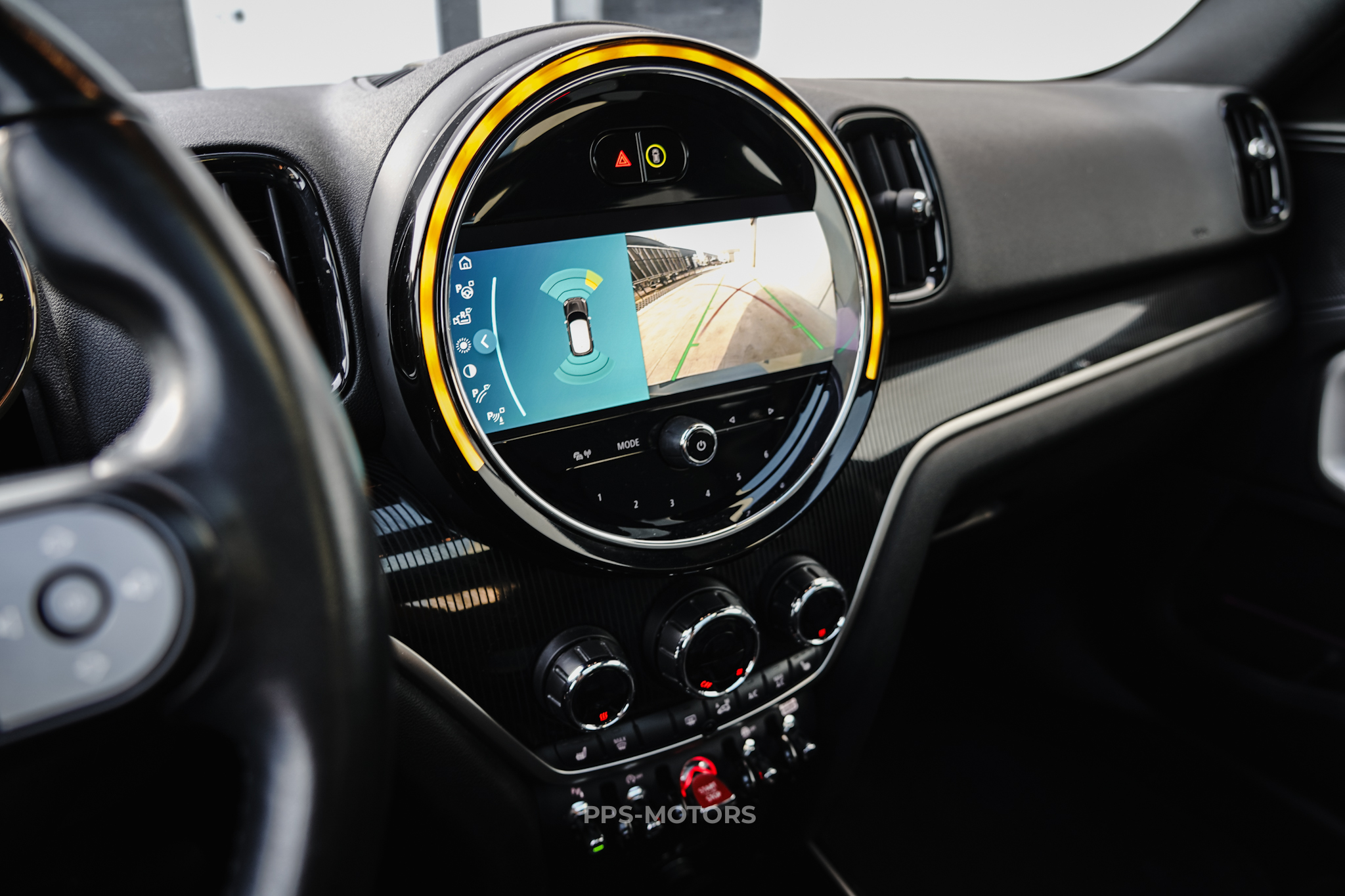 MINI COOPER COUNTRYMAN photo 12