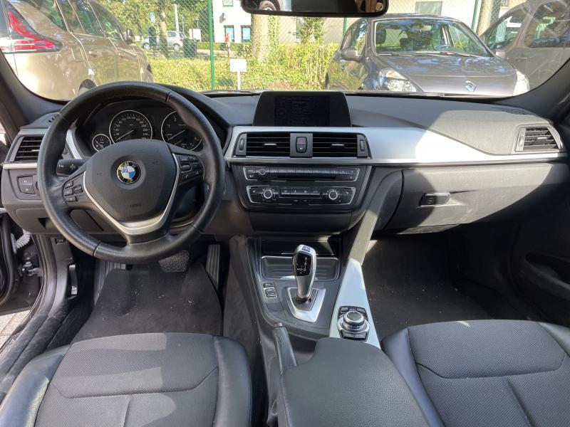BMW 320d BREAK photo 3