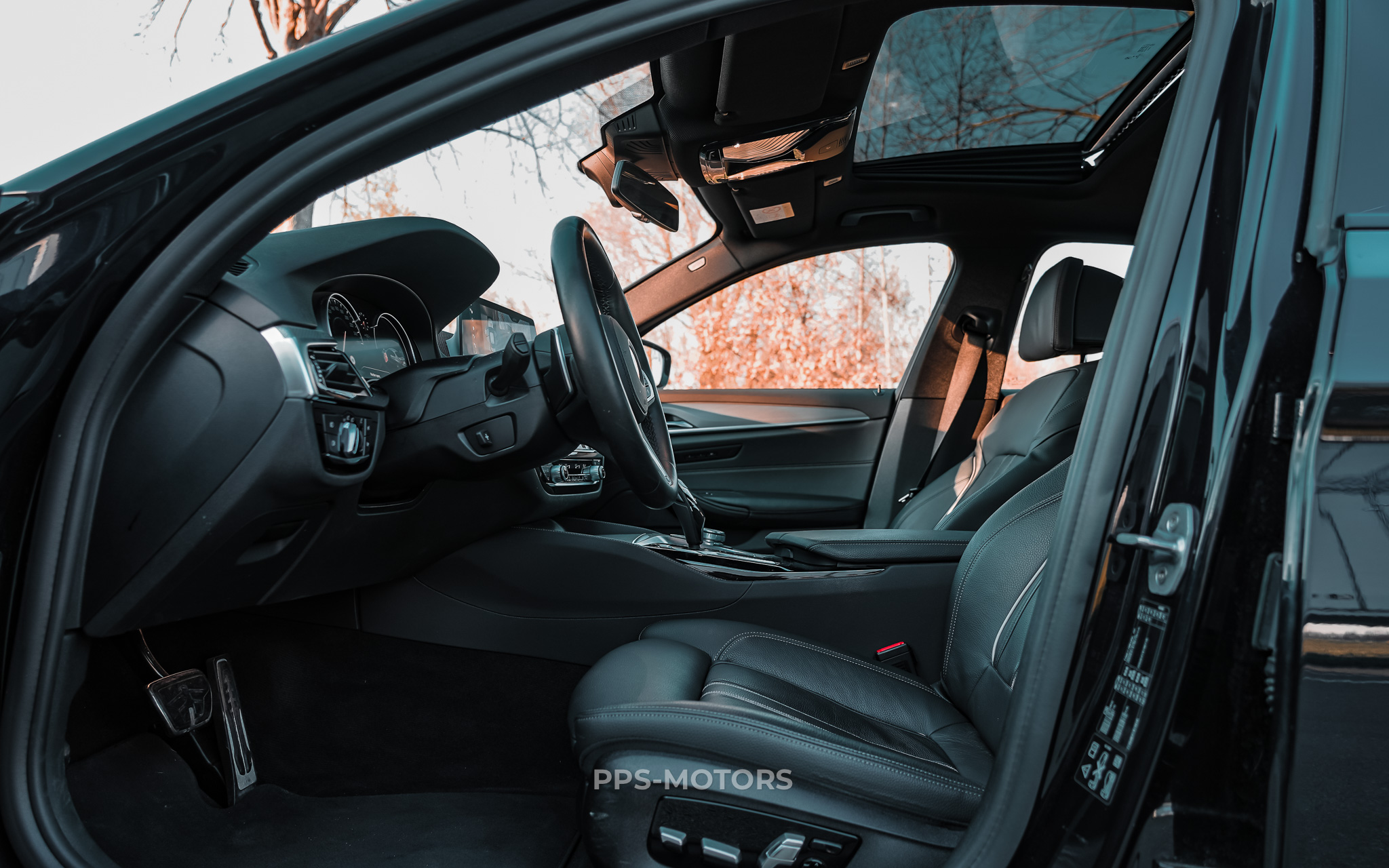 BMW 540i xDRIVE G30 M-PAKKET photo 18
