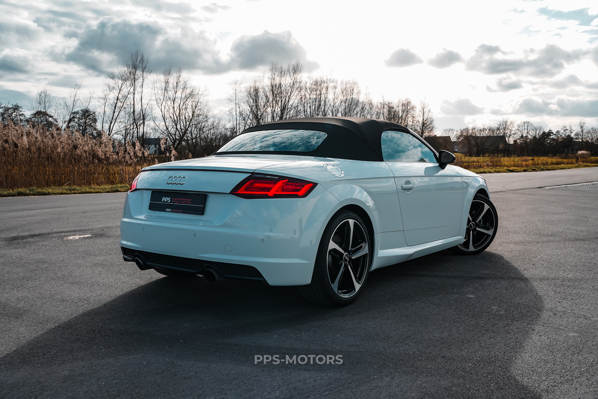 Audi TT ROADSTER 2.0 TFSI S-TRONIC photo 12