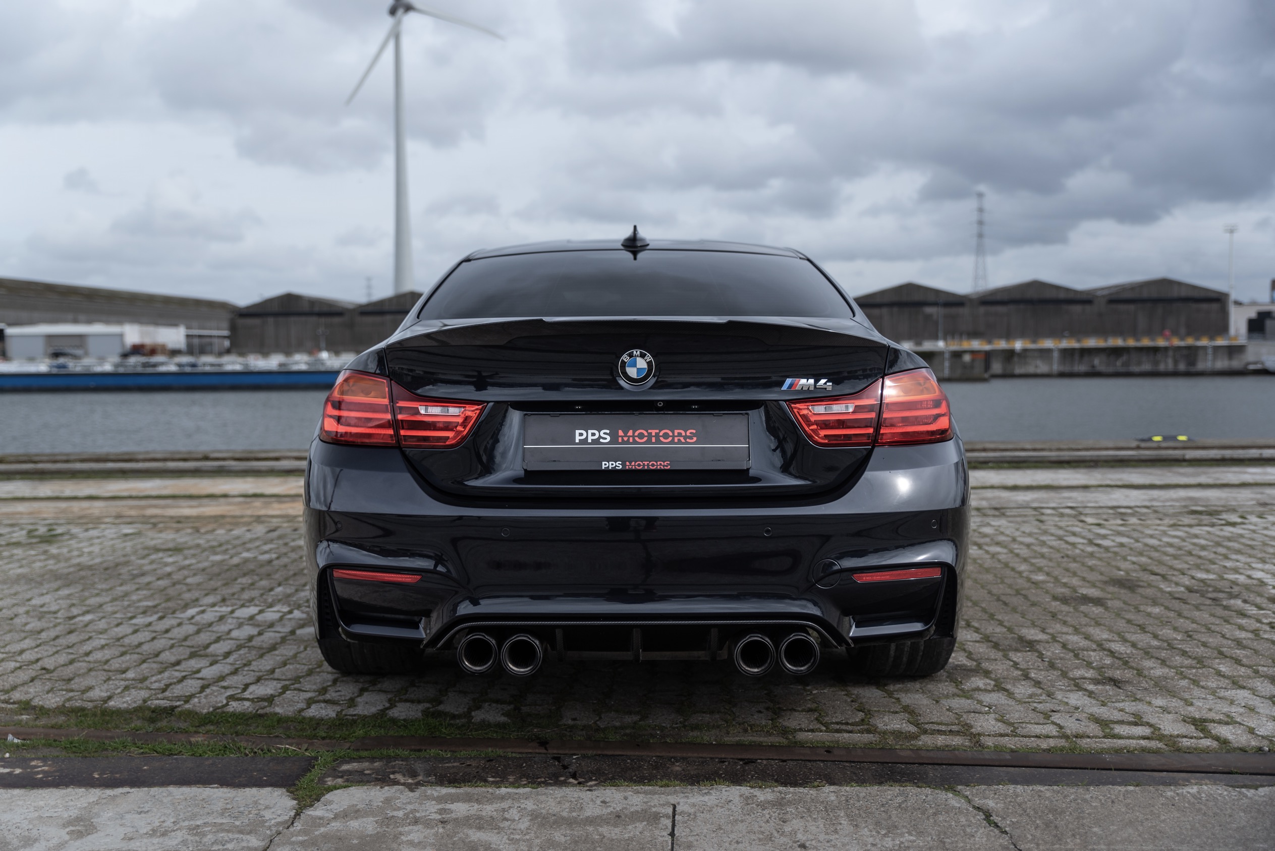 BMW M4 3.0 PERFORMANCE - COMPETITION PACKAGE photo 8