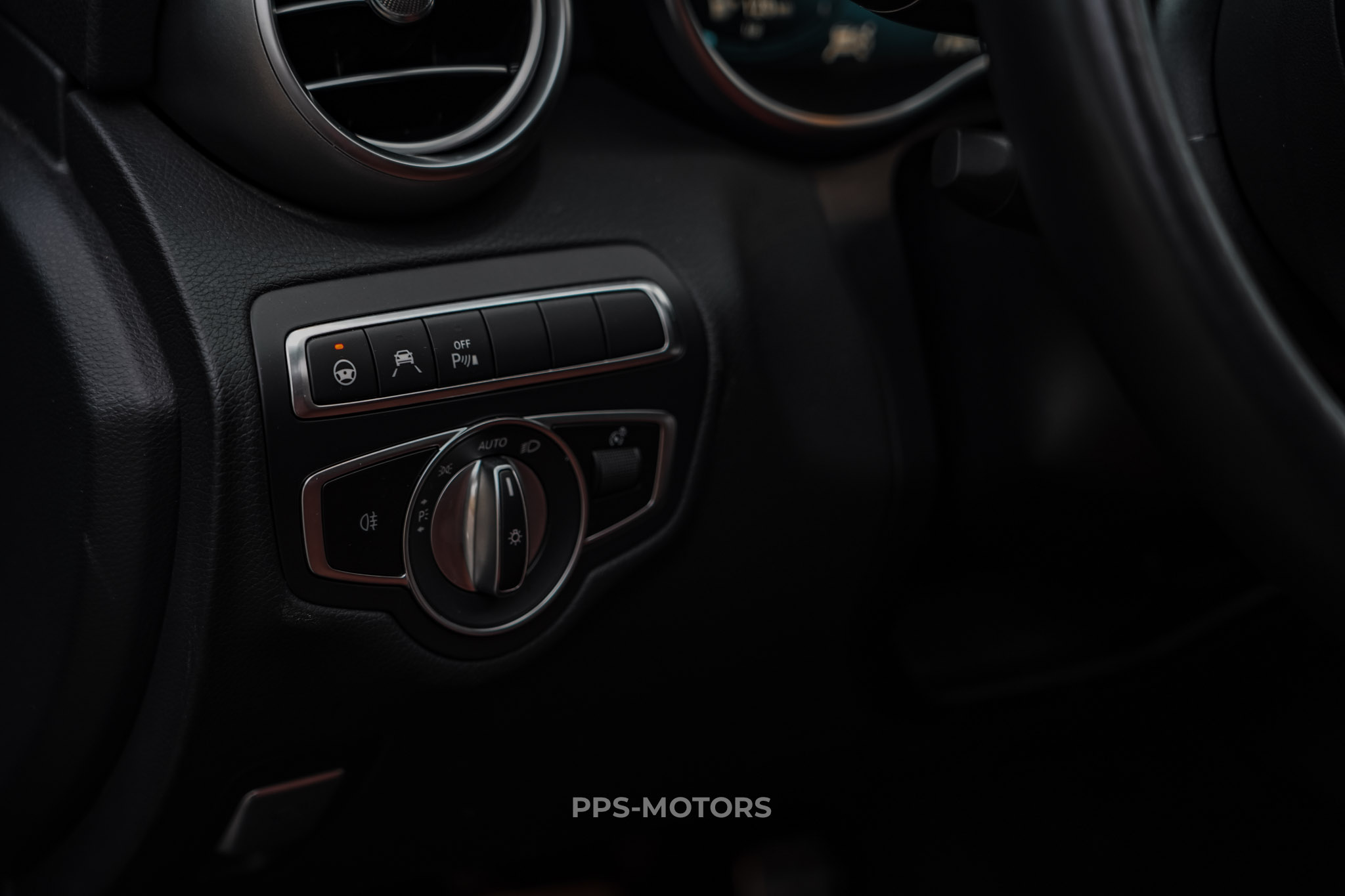 Mercedes Benz C300de AMG-PAKKET photo 28