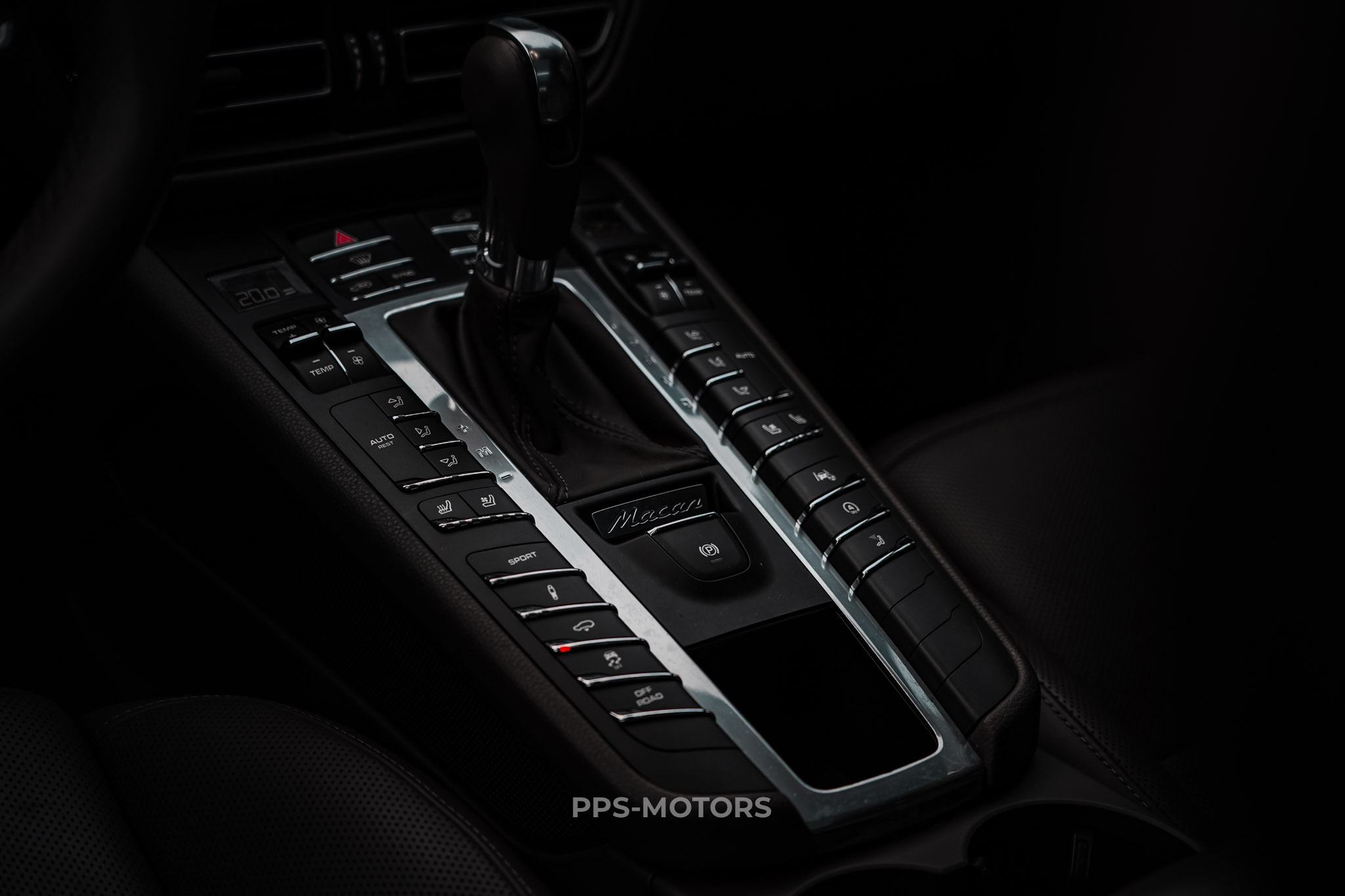 Porsche MACAN 2.0 TURBO PDK photo 23