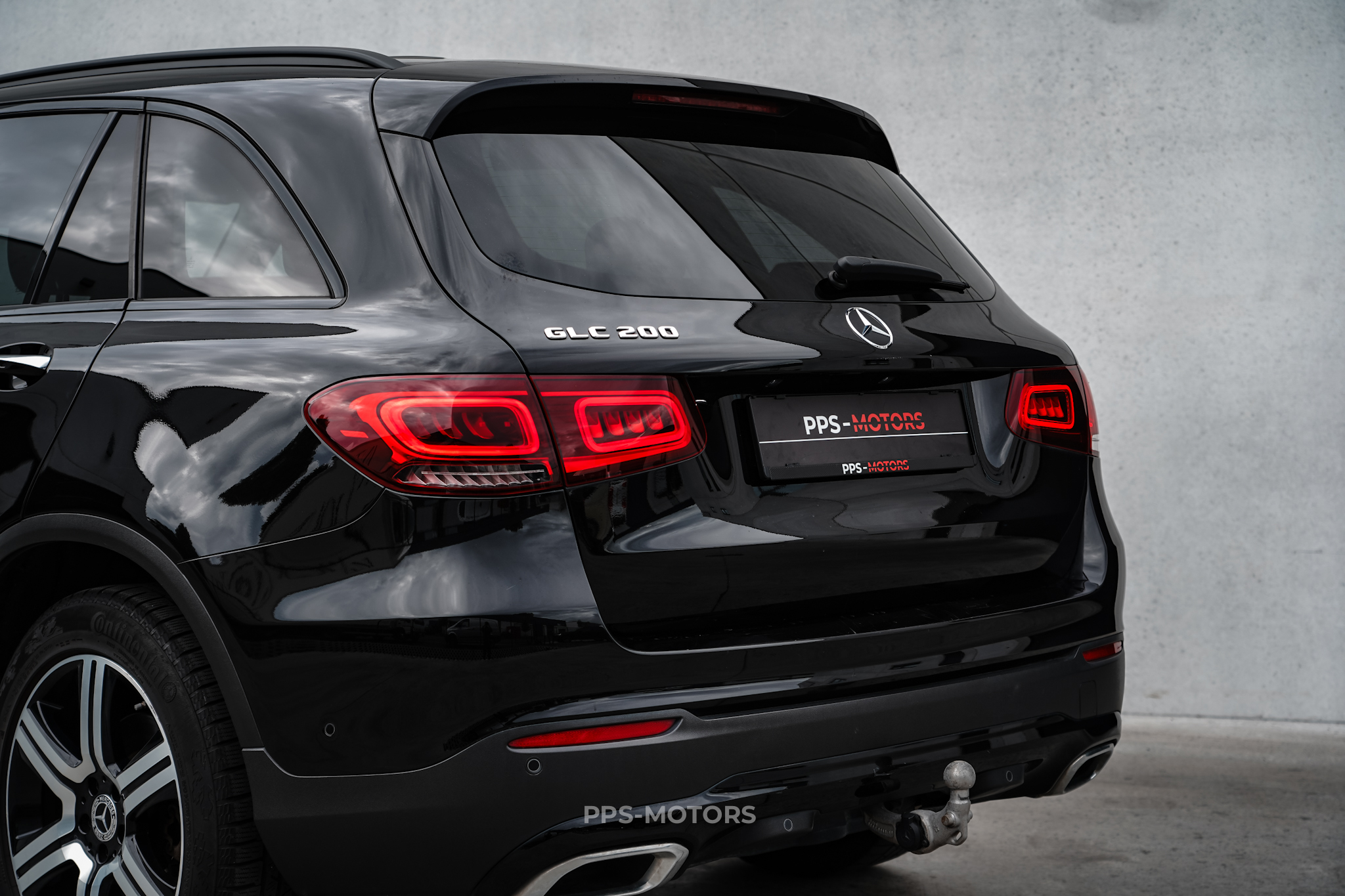 Mercedes Benz GLC 200 4-MATIC photo 5