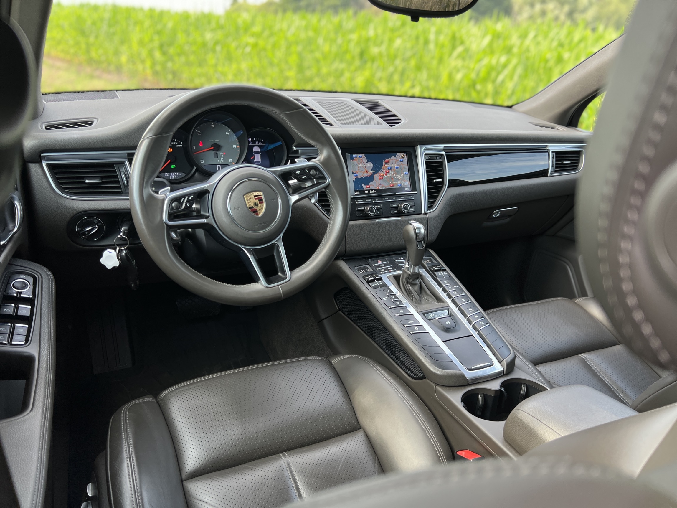Porsche MACAN S 3.0D V6 - LICHTE VRACHT photo 22