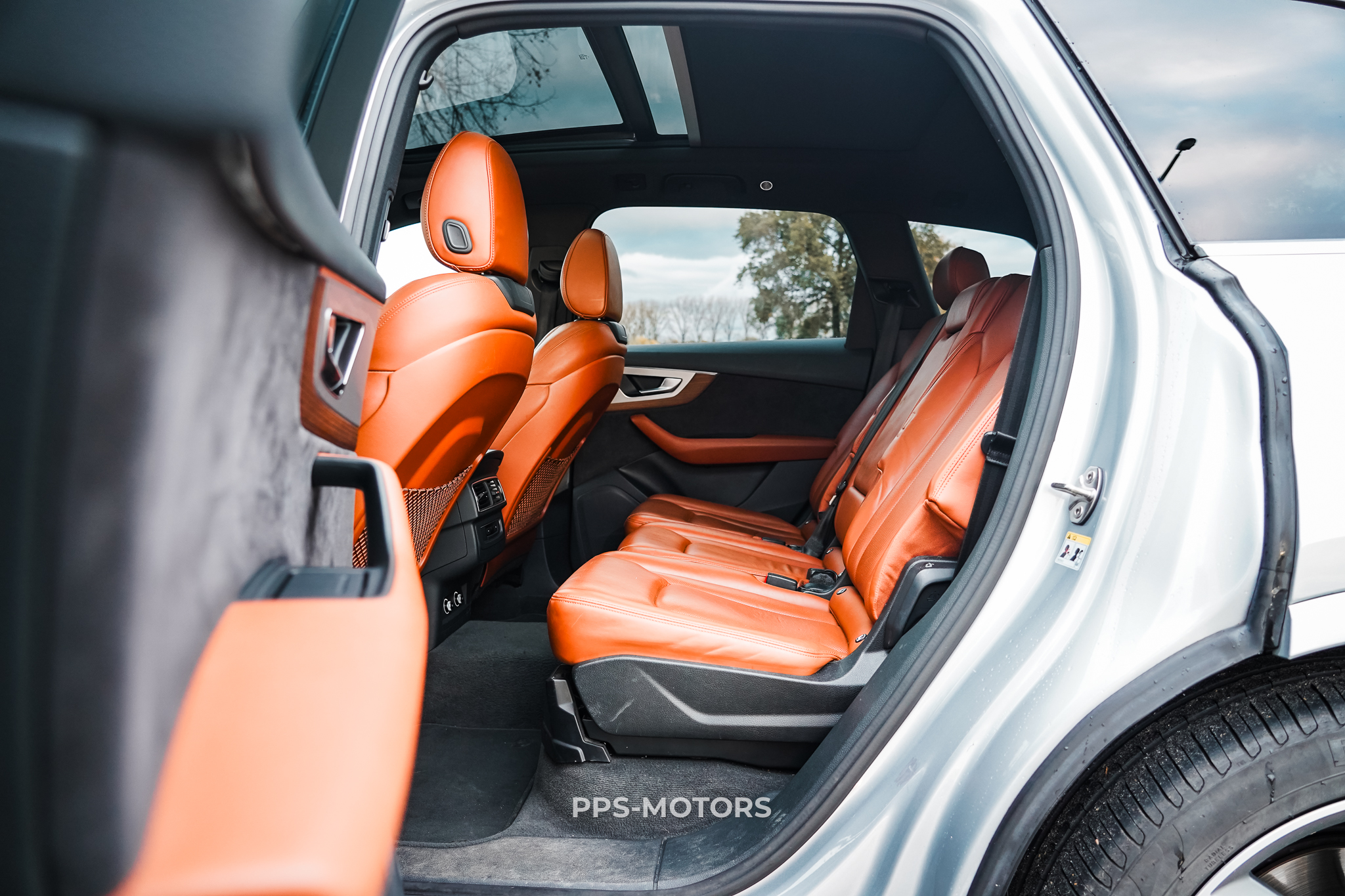 Audi Q7 3.0 TDI V6 E-TRON photo 17