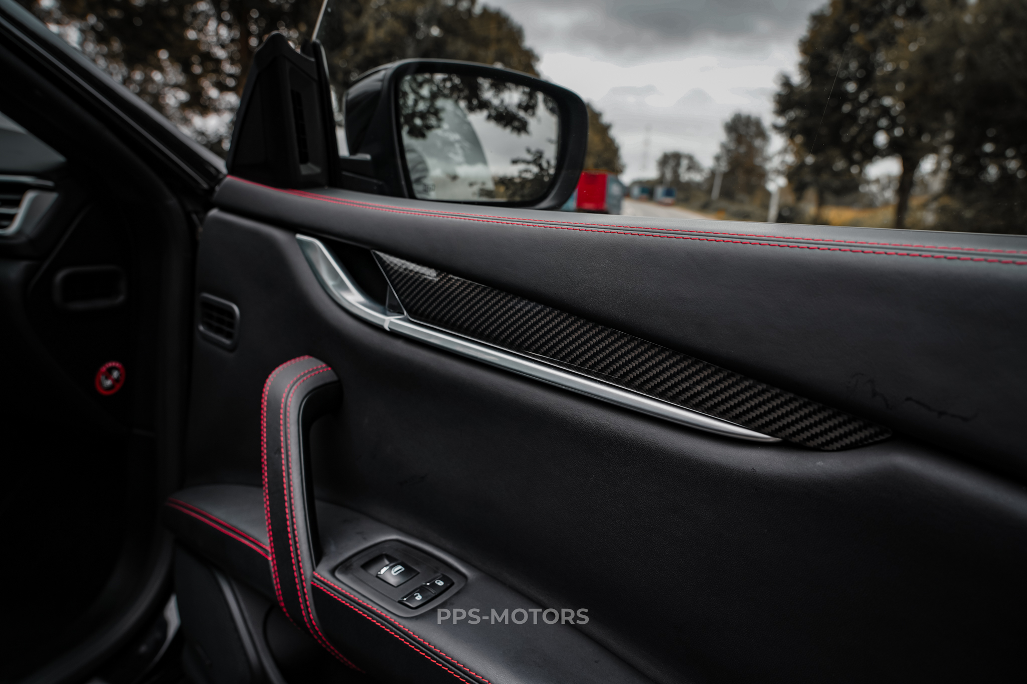Maserati GHIBLI 3.0 V6 TURBO photo 27