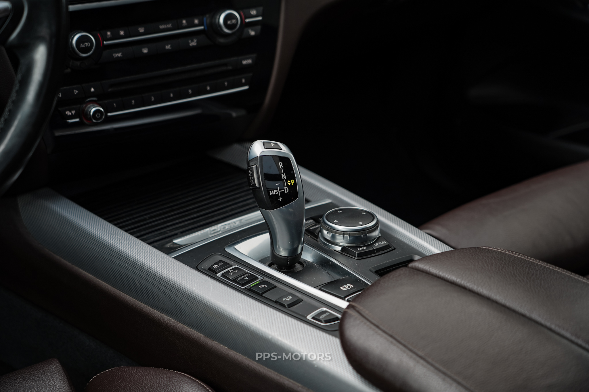 BMW X5 40i ePerformance photo 16