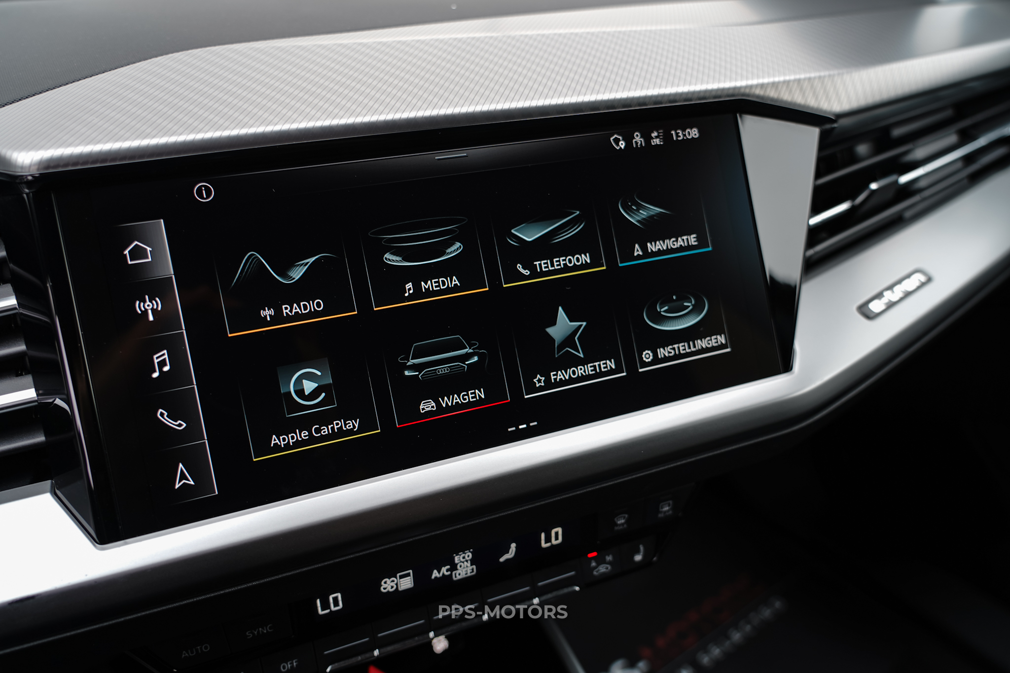 Audi Q4 E-TRON photo 15