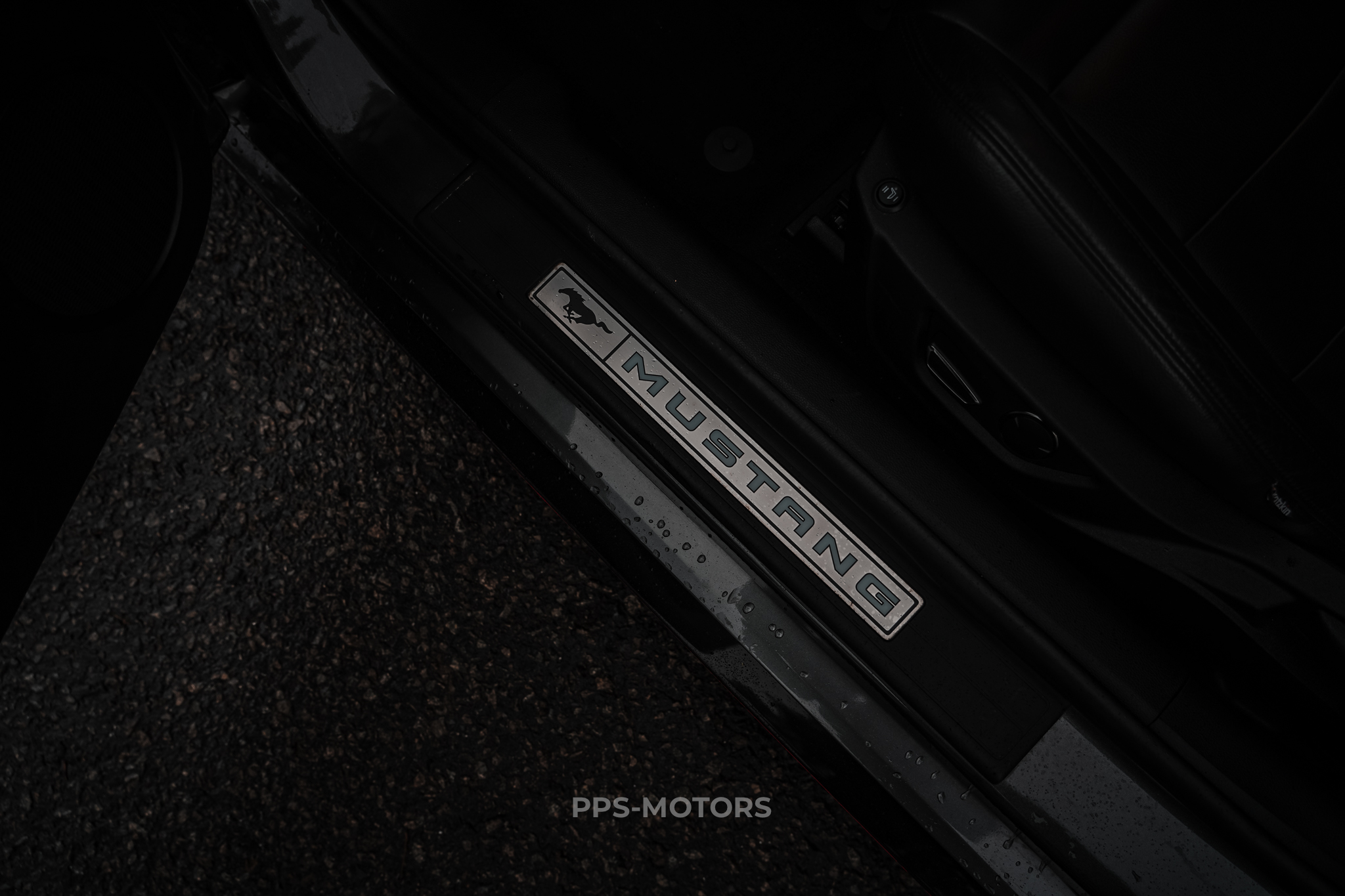 Ford MUSTANG 2.3 ECOBOOST photo 19