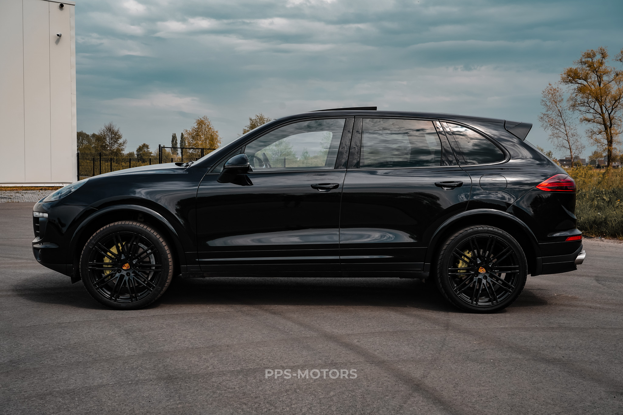 Porsche CAYENNE 3.0 V6 HYBRIDE photo 3
