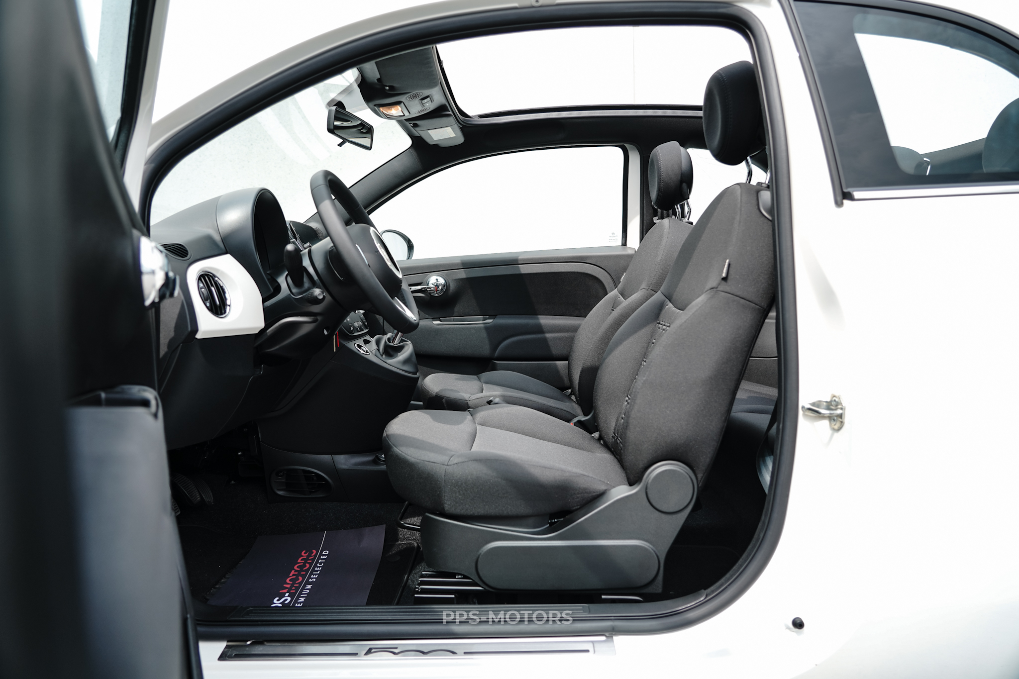 Fiat 500C photo 5