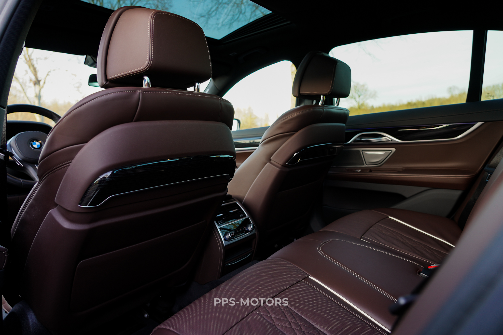 BMW 745e HYBRID M-PAKKET photo 19