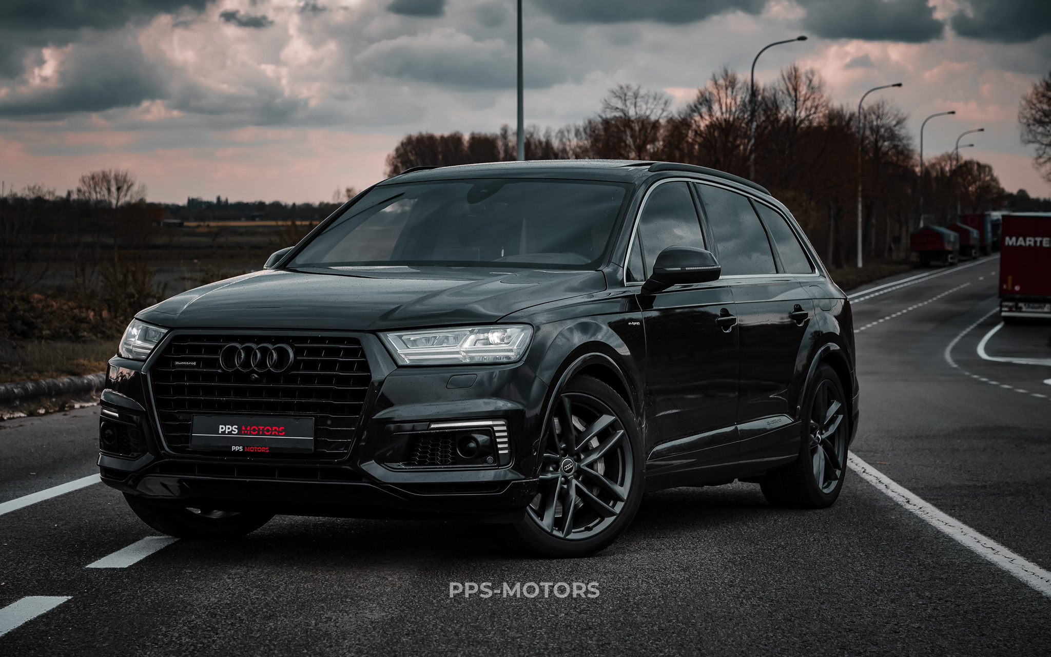 Audi Q7 3.0 TDi V6 QUATTRO E-TRON S-LINE photo 1