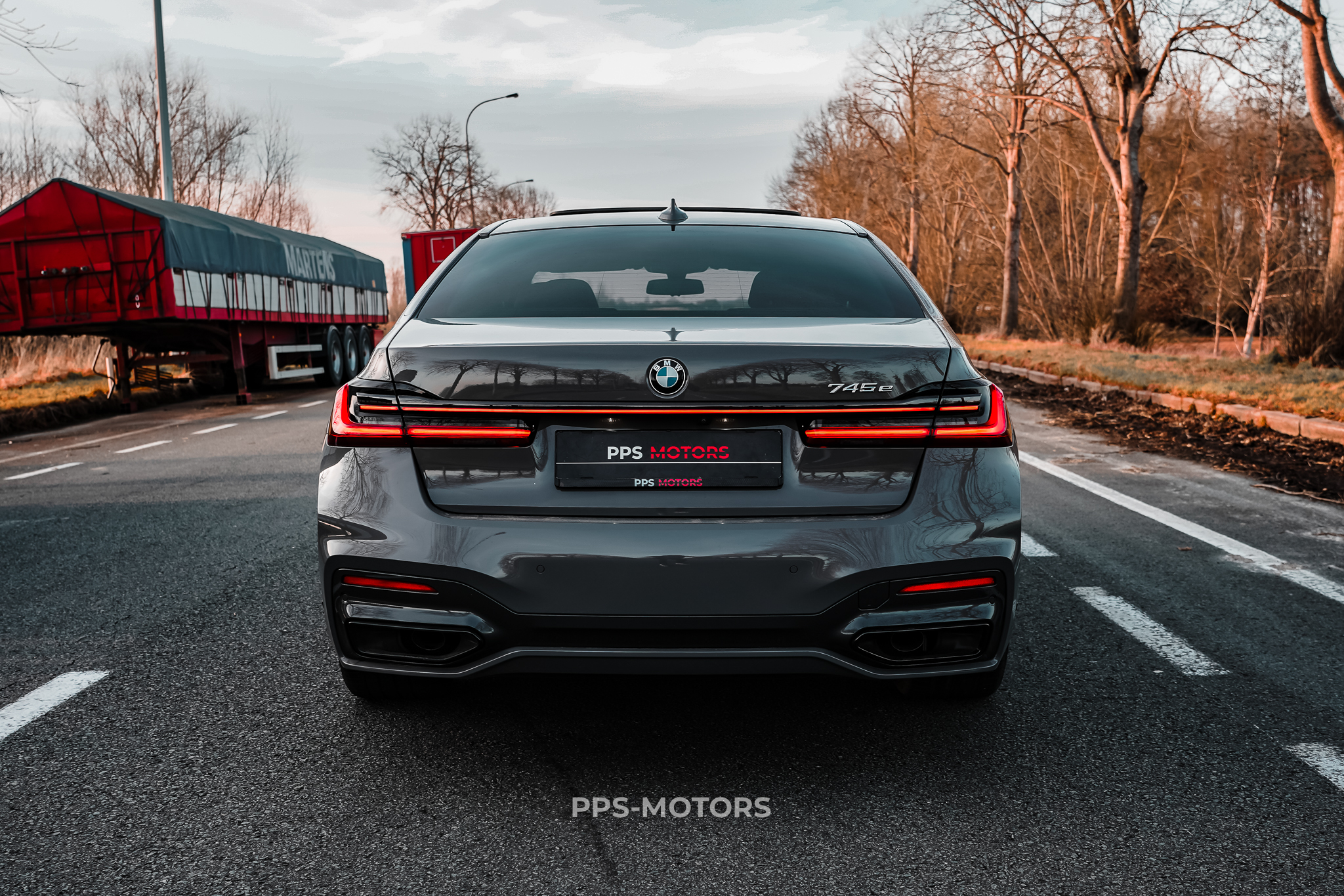 BMW 745e HYBRID M-PAKKET photo 6