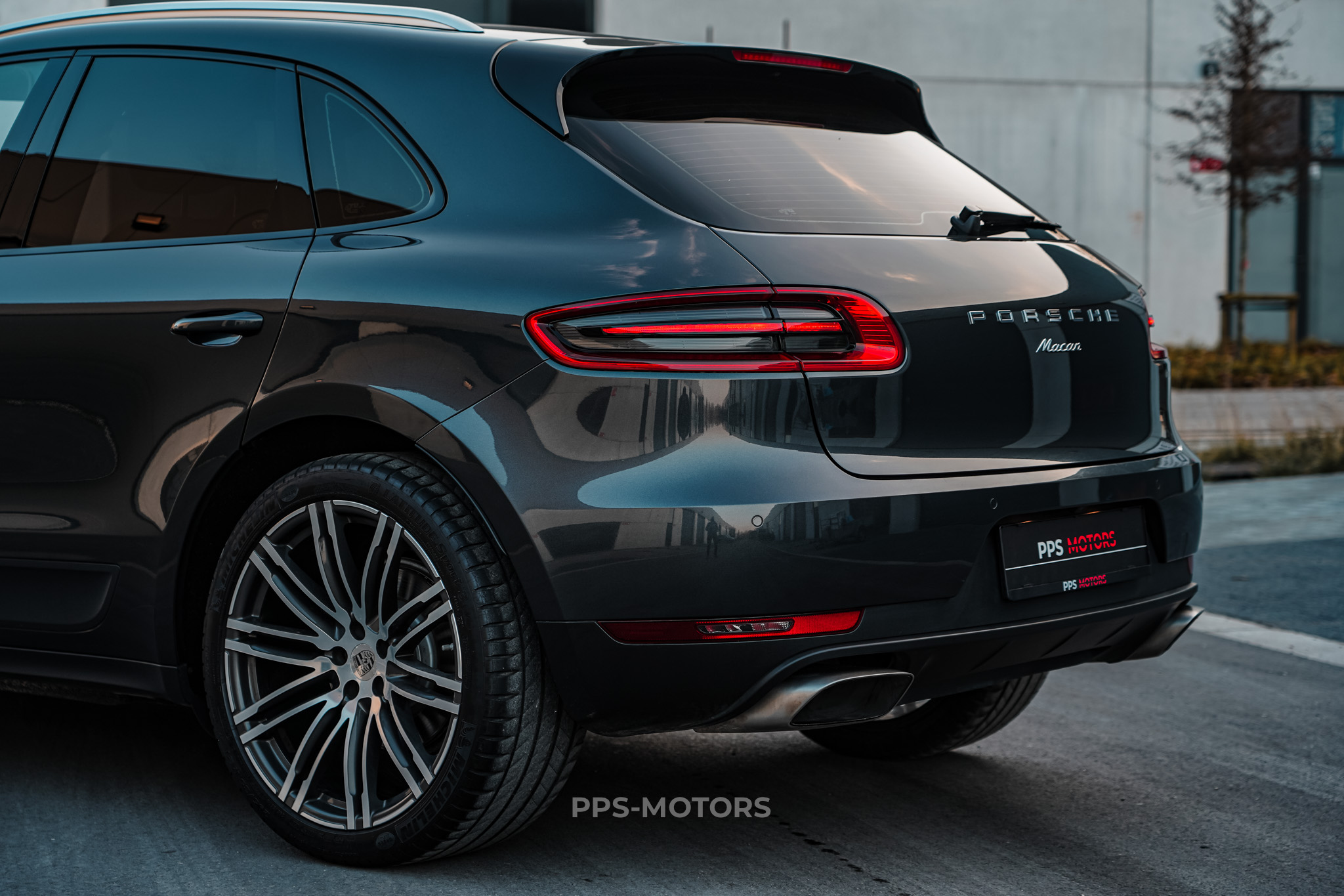 Porsche MACAN 2.0 TURBO PDK photo 9