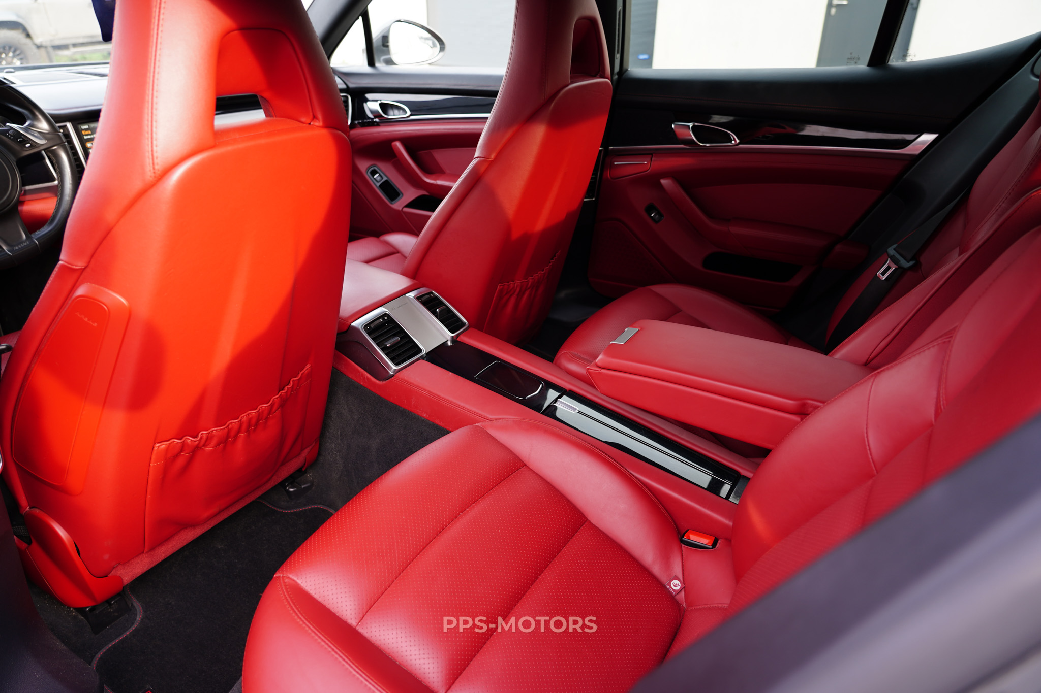 Porsche PANAMERA S E-HYBRID foto 14