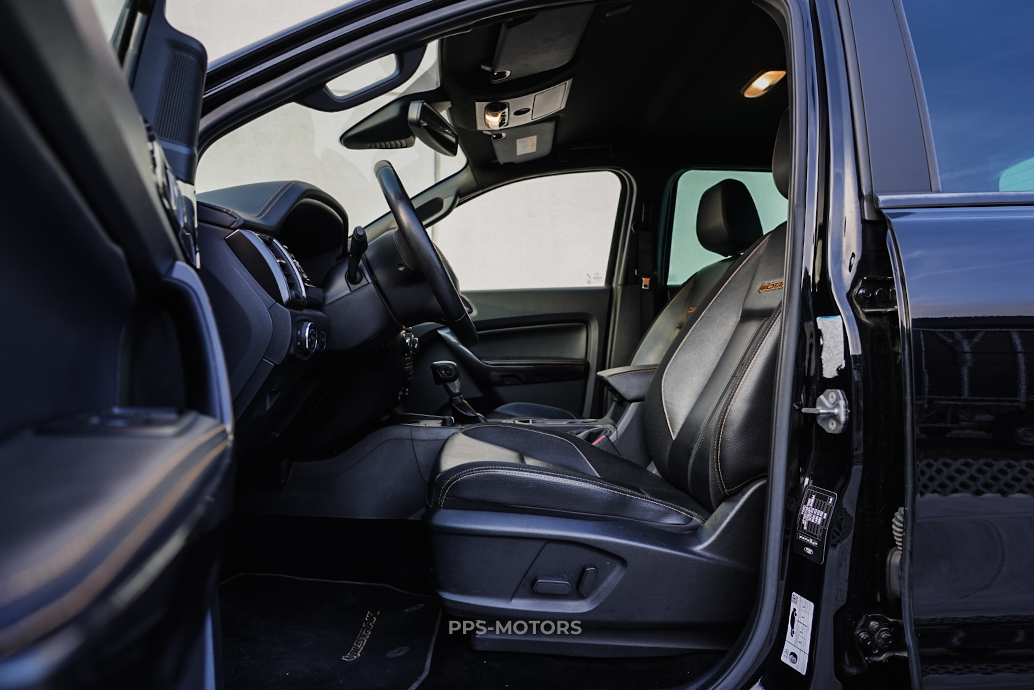 Ford RANGER 2.0 WILDTRAK photo 7