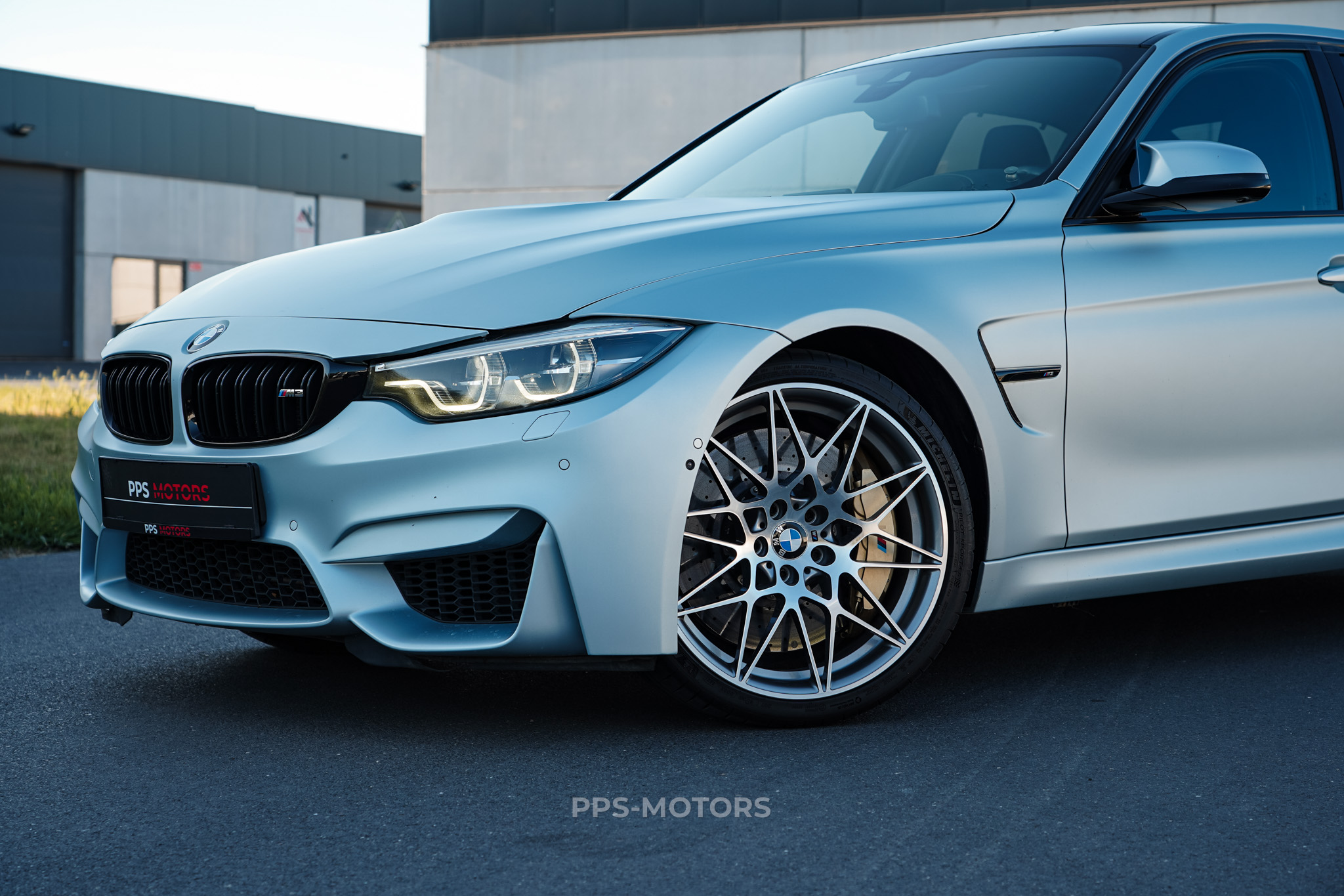 BMW M3 COMPETITION INDIVIDUAL photo 19