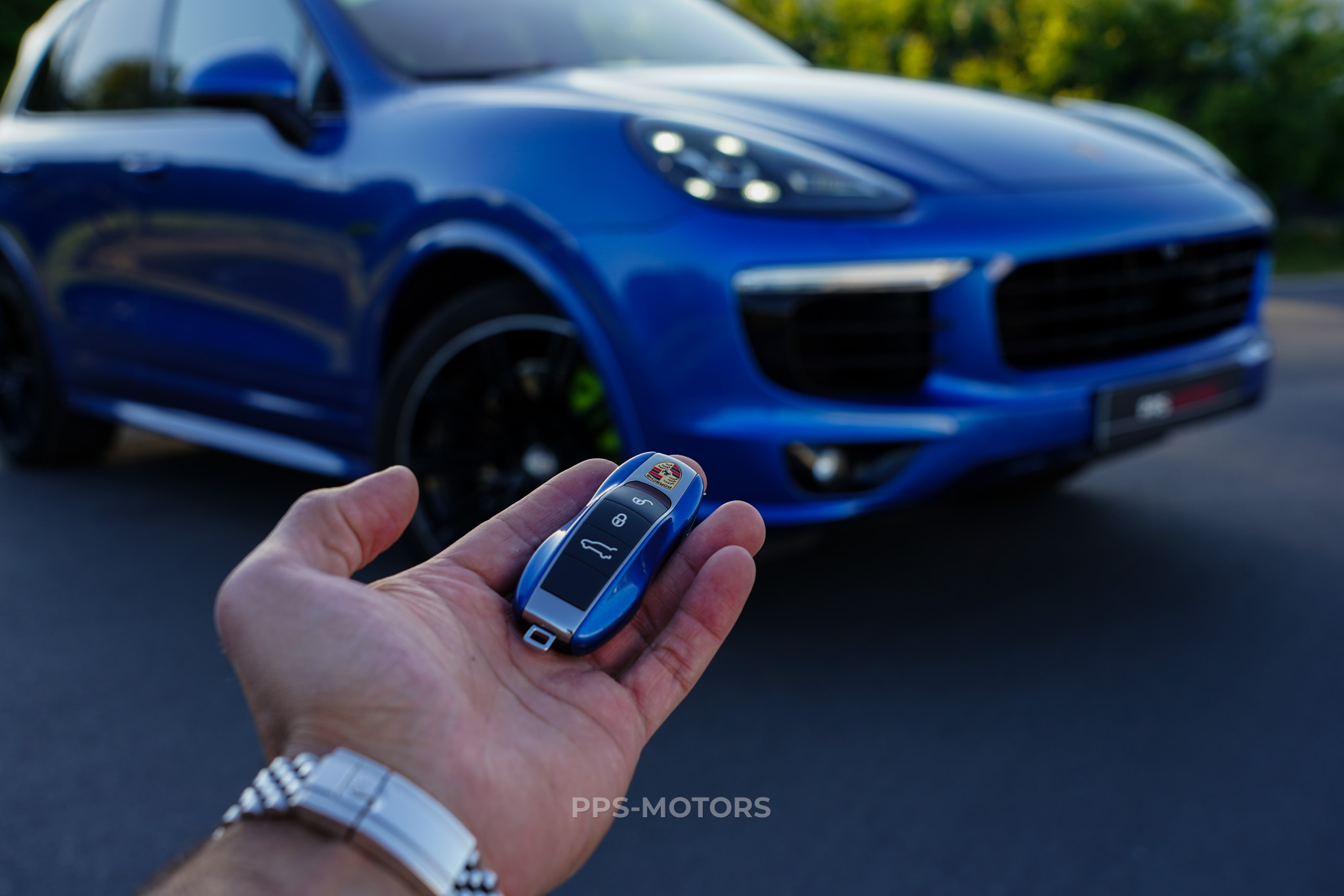 Porsche CAYENNE 3.0 V6 HYBRID photo 2