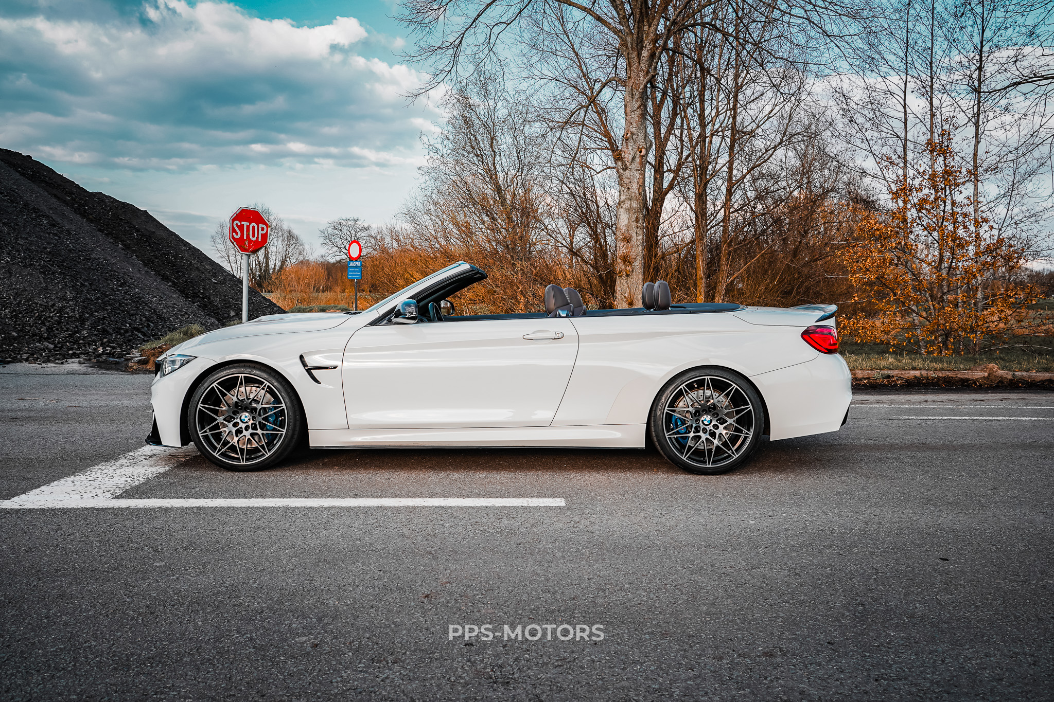 BMW M4 3.0 CABRIO INDIVIDUAL PACK photo 5