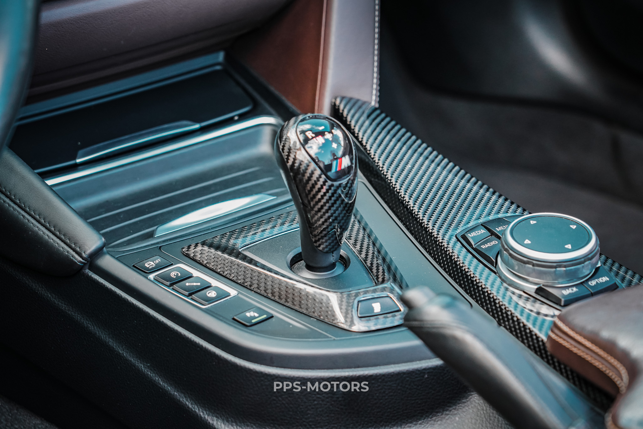 BMW M4 3.0 CABRIO INDIVIDUAL PACK photo 13