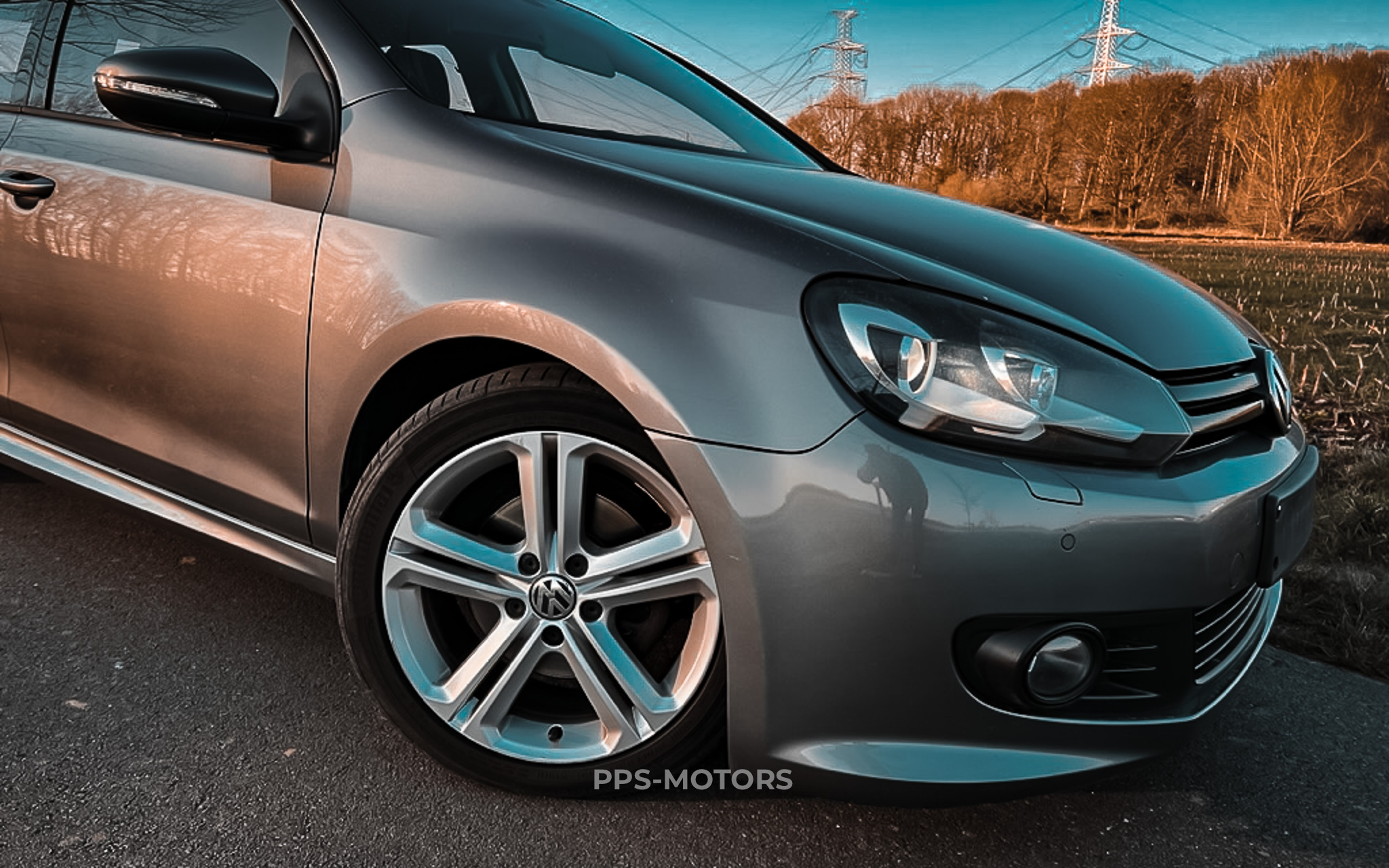 Volkswagen GOLF VI 2.0 TDI R-LINE photo 21