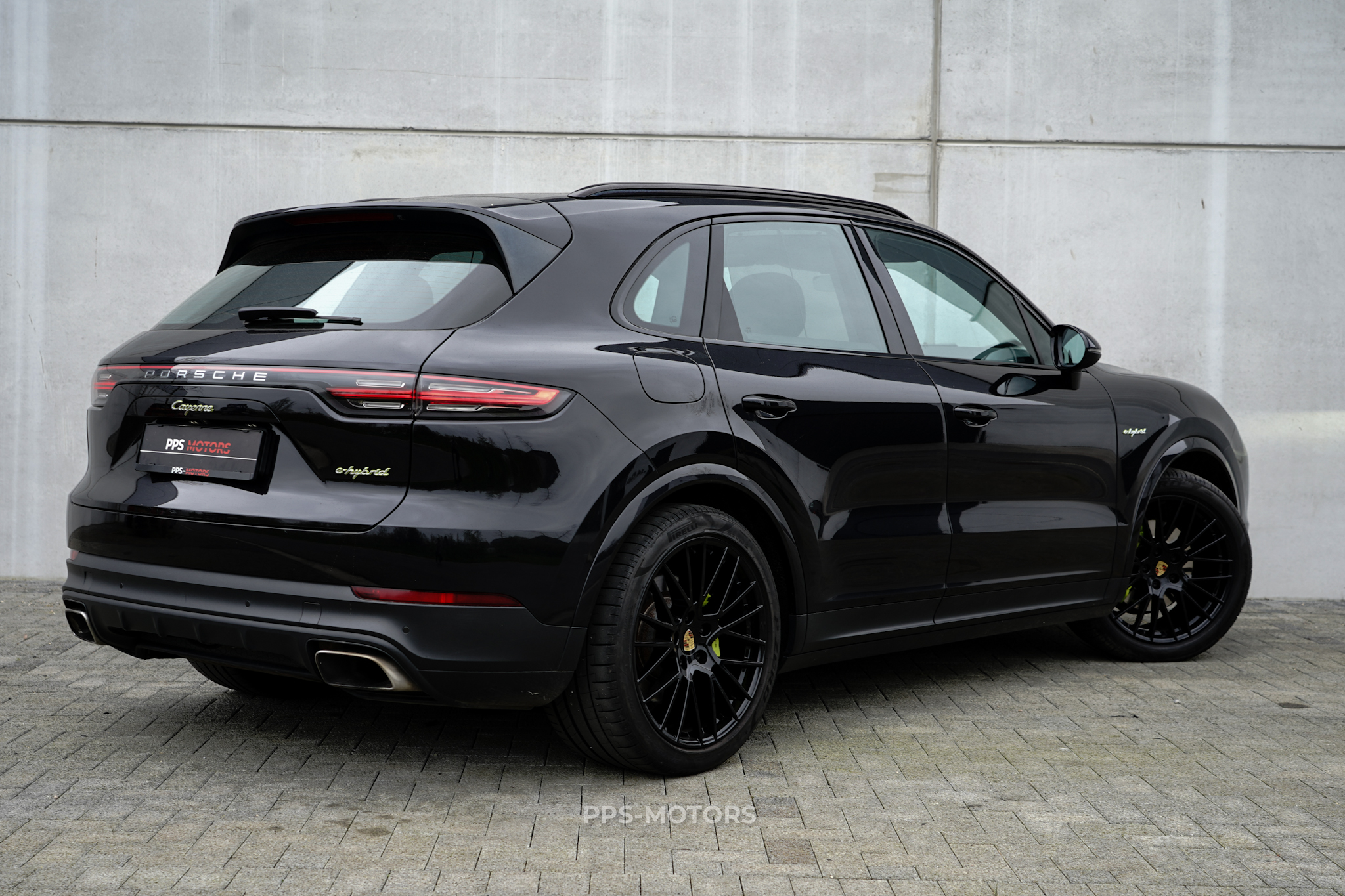 Porsche CAYENNE 3.0 photo 3