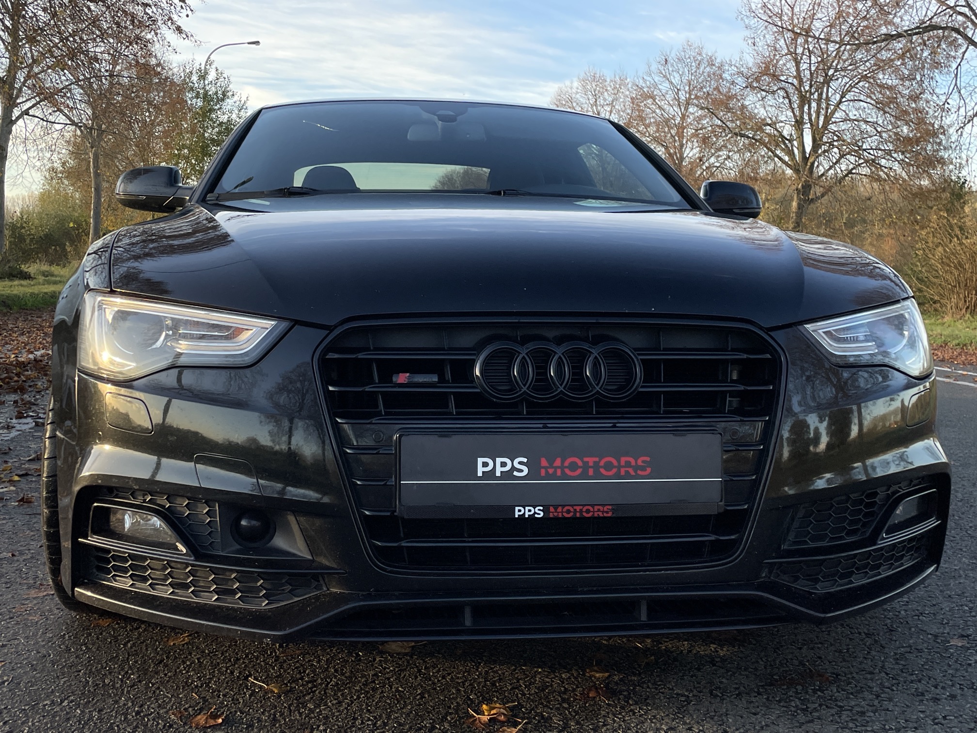 Audi A5 2.0 TDI S-LINE photo 3