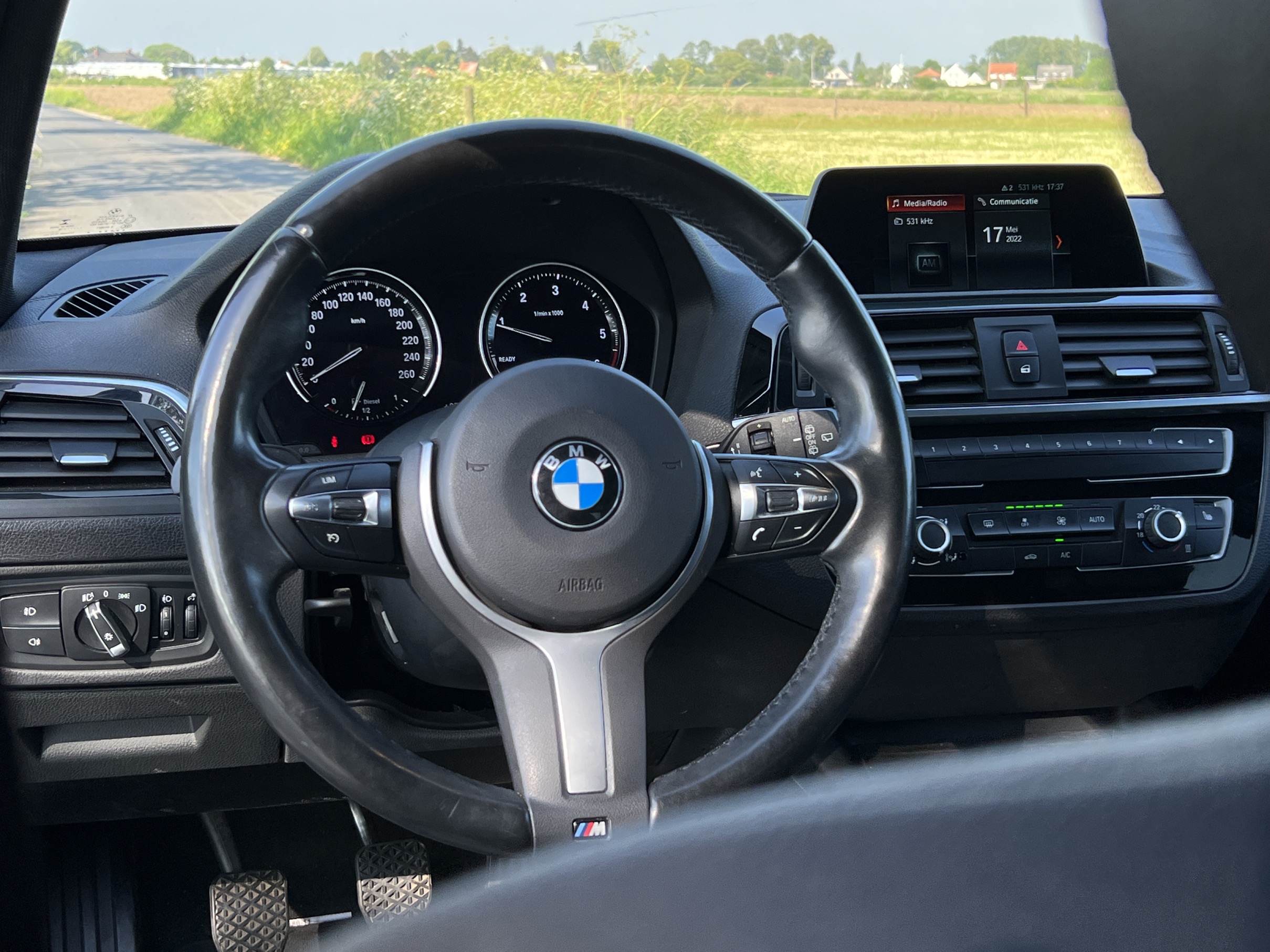 BMW 118d F20 LCI photo 29