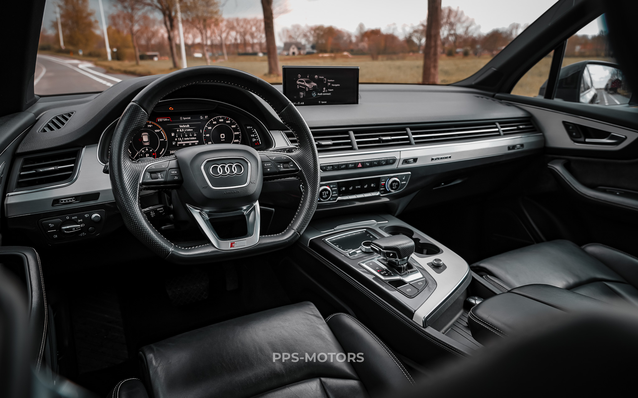 Audi Q7 3.0 TDi V6 QUATTRO E-TRON S-LINE photo 16