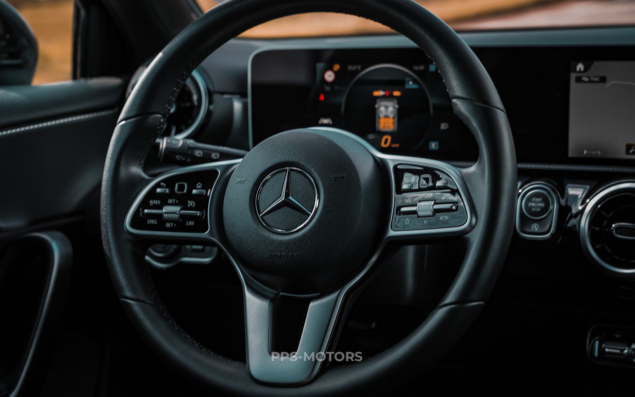 Mercedes Benz A200 LAUNCH EDITION photo 27