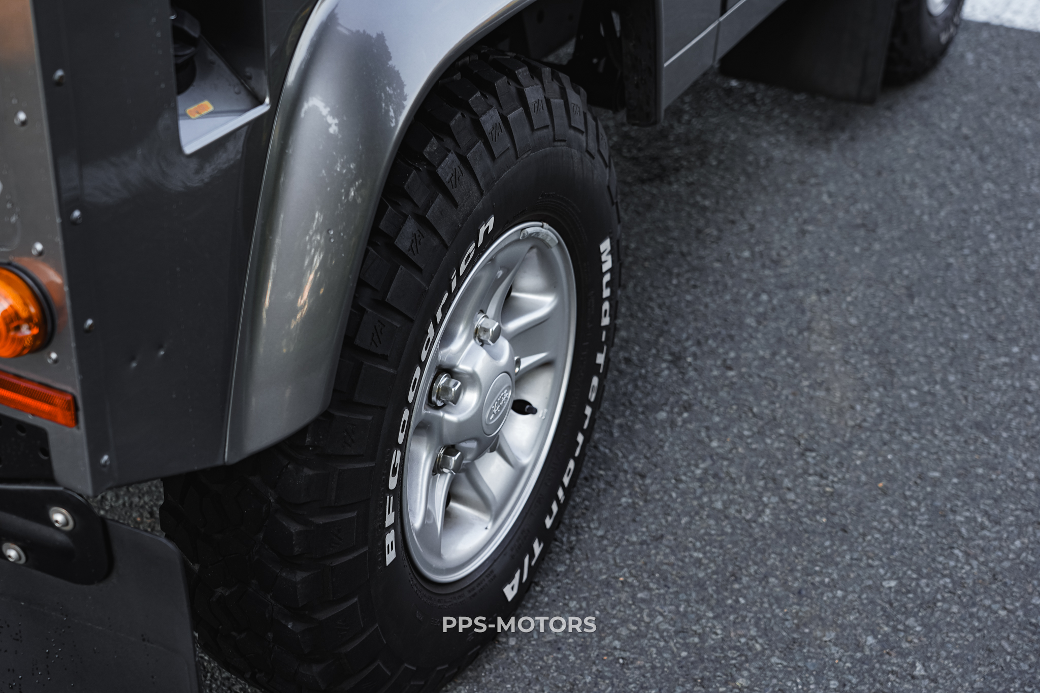 Land Rover DEFENDER 90 TD4 photo 19