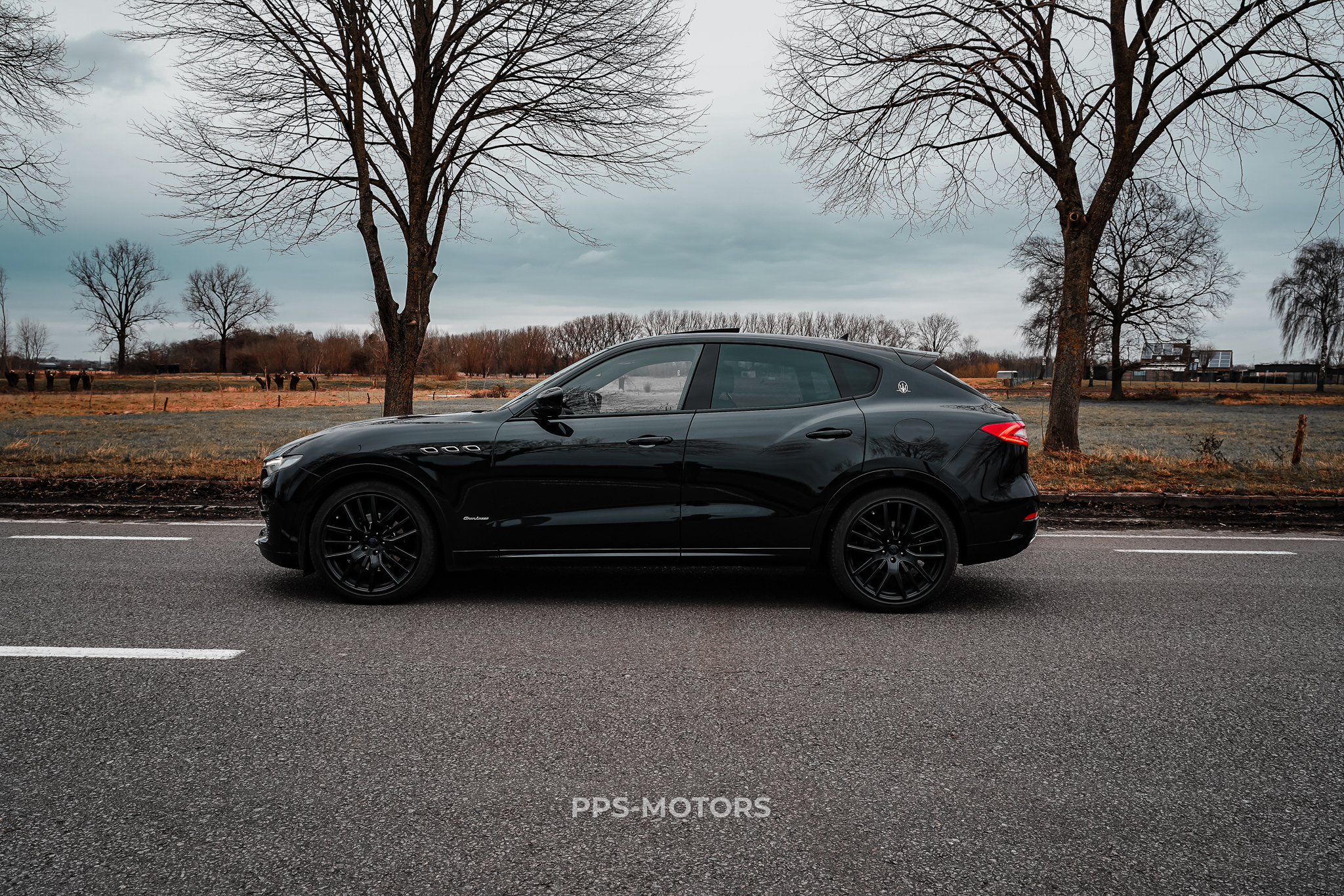 Maserati LEVANTE 3.0 V6 TURBO GRANLUSSO photo 4
