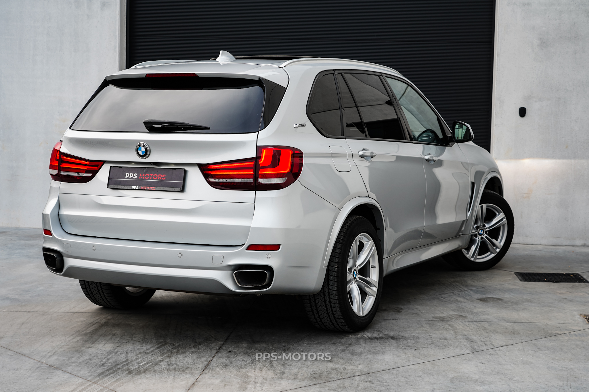 BMW X5 40i ePerformance photo 6