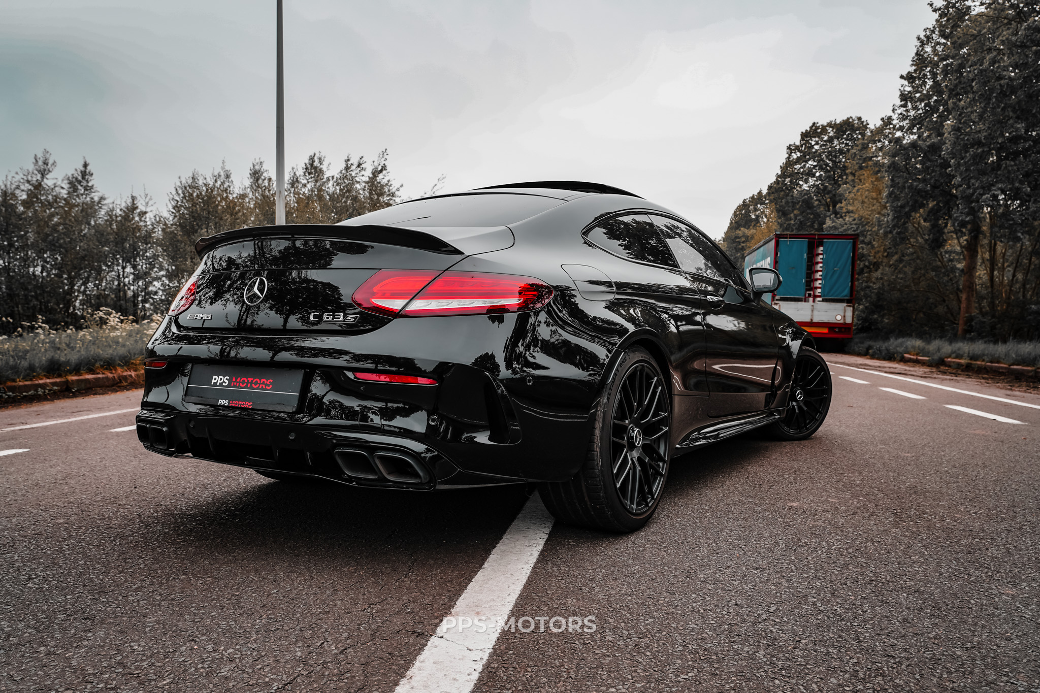 Mercedes Benz C63s AMG 4.0 V8 BITURBO photo 4