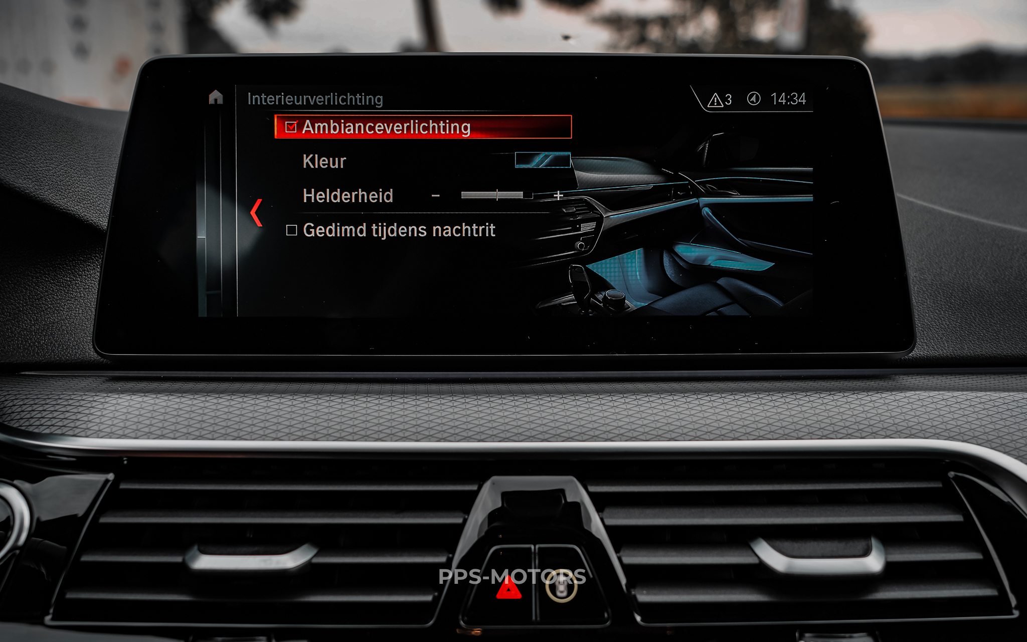 BMW M550d xAS photo 40