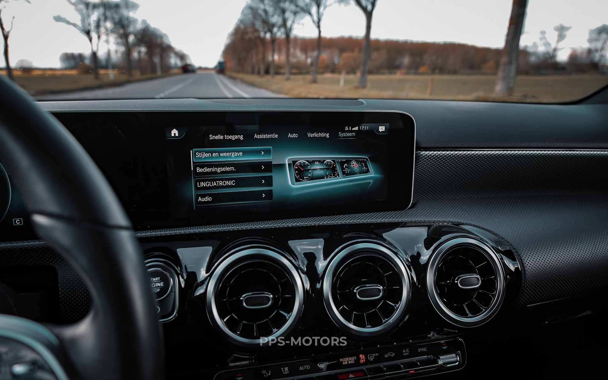 Mercedes Benz A200 LAUNCH EDITION photo 55