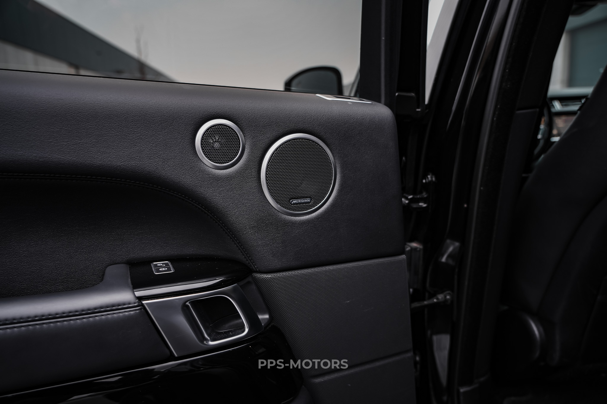 Land Rover RANGE ROVER VOGUE 3.0TDV6 photo 15