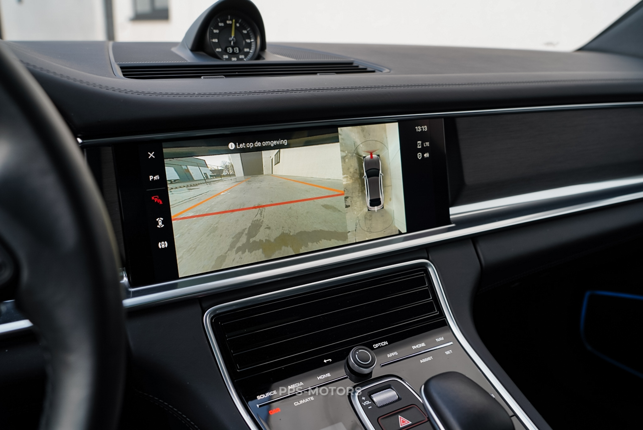 Porsche PANAMERA SPORT TURISMO 4 E-HYBRID photo 15