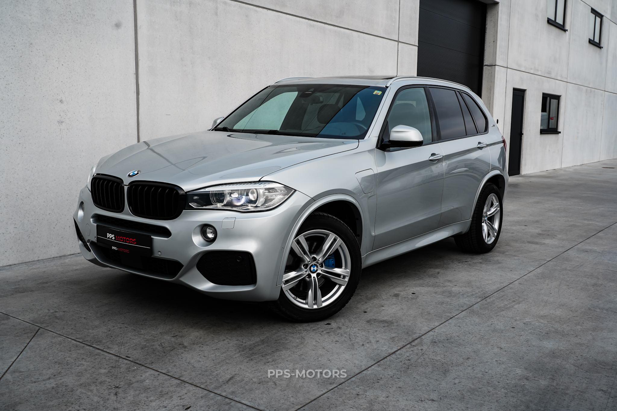 BMW X5 40i ePerformance photo 21