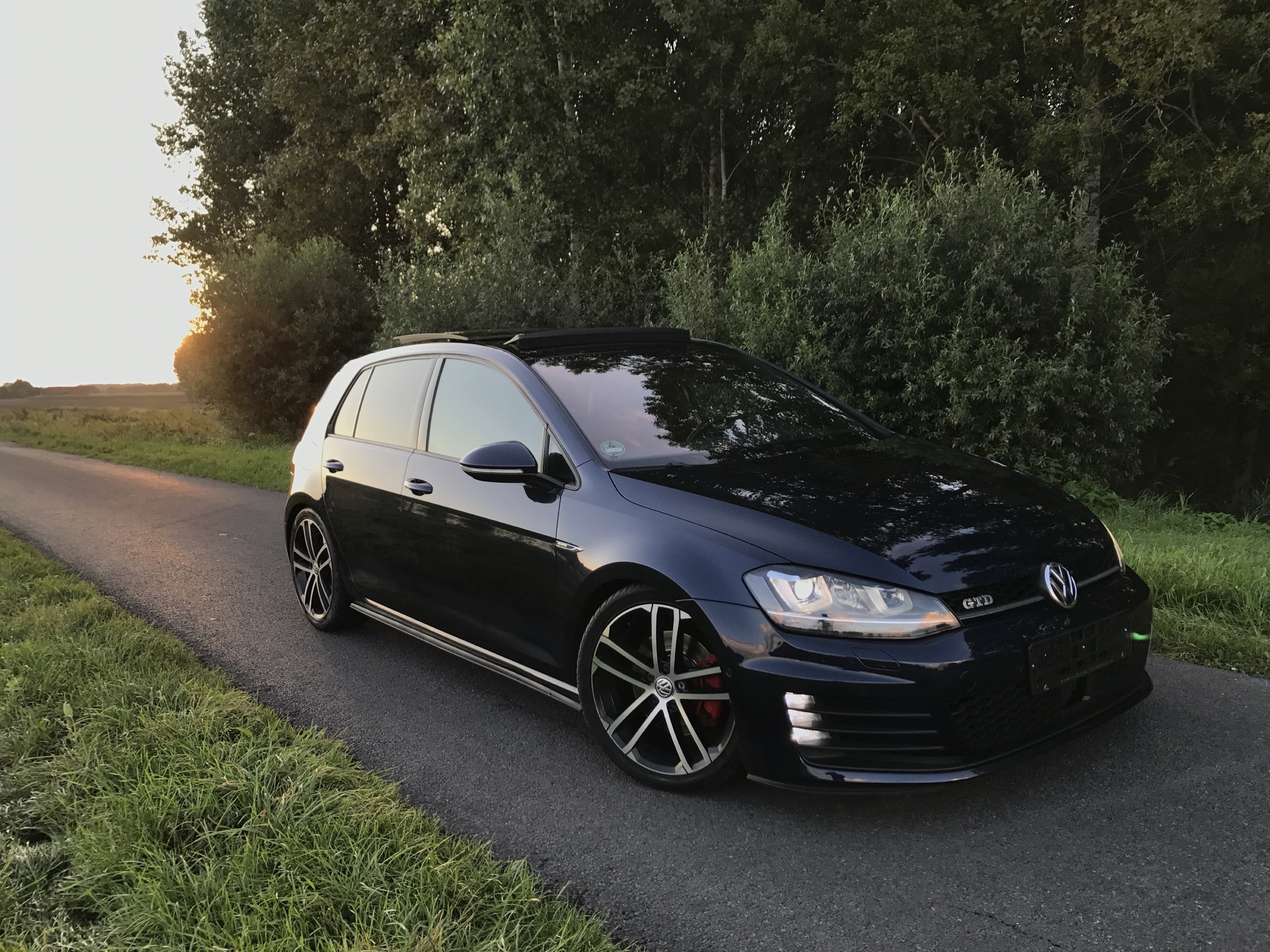 Volkswagen GOLF VII 2.0 GTD photo 1