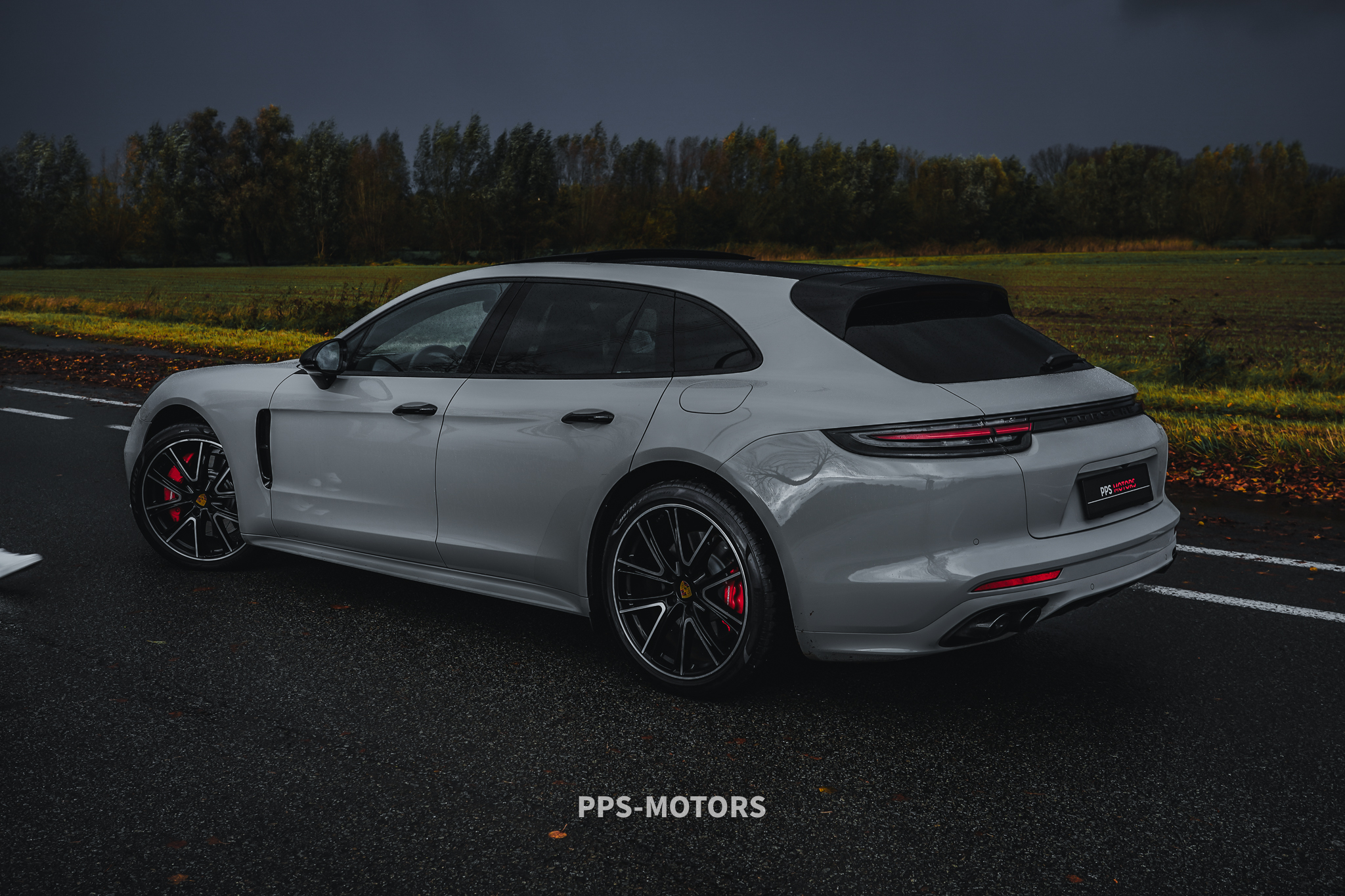 Porsche PANAMERA 4 E-Hybrid Sport Turismo photo 6