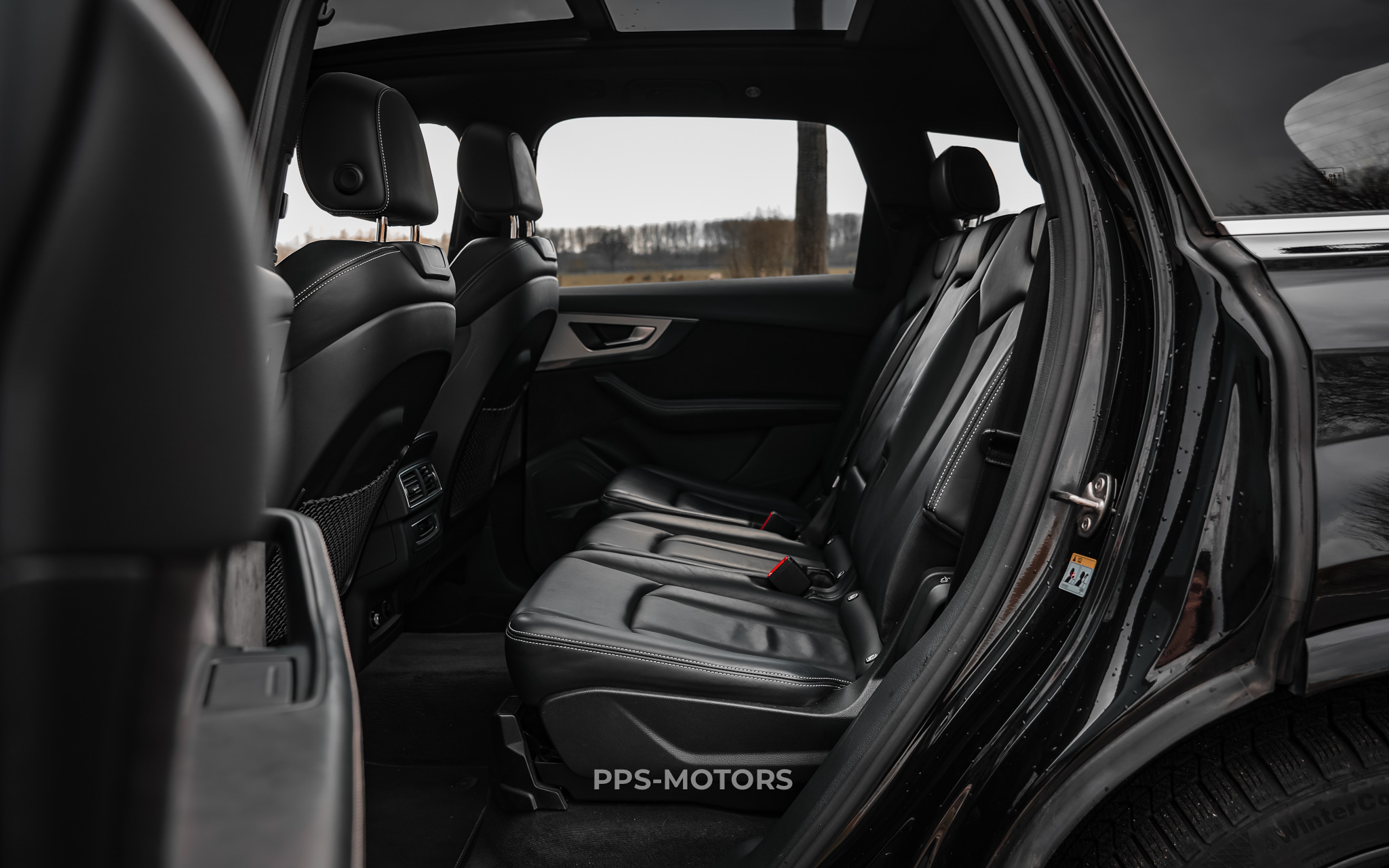 Audi Q7 3.0 TDi V6 QUATTRO E-TRON S-LINE photo 26