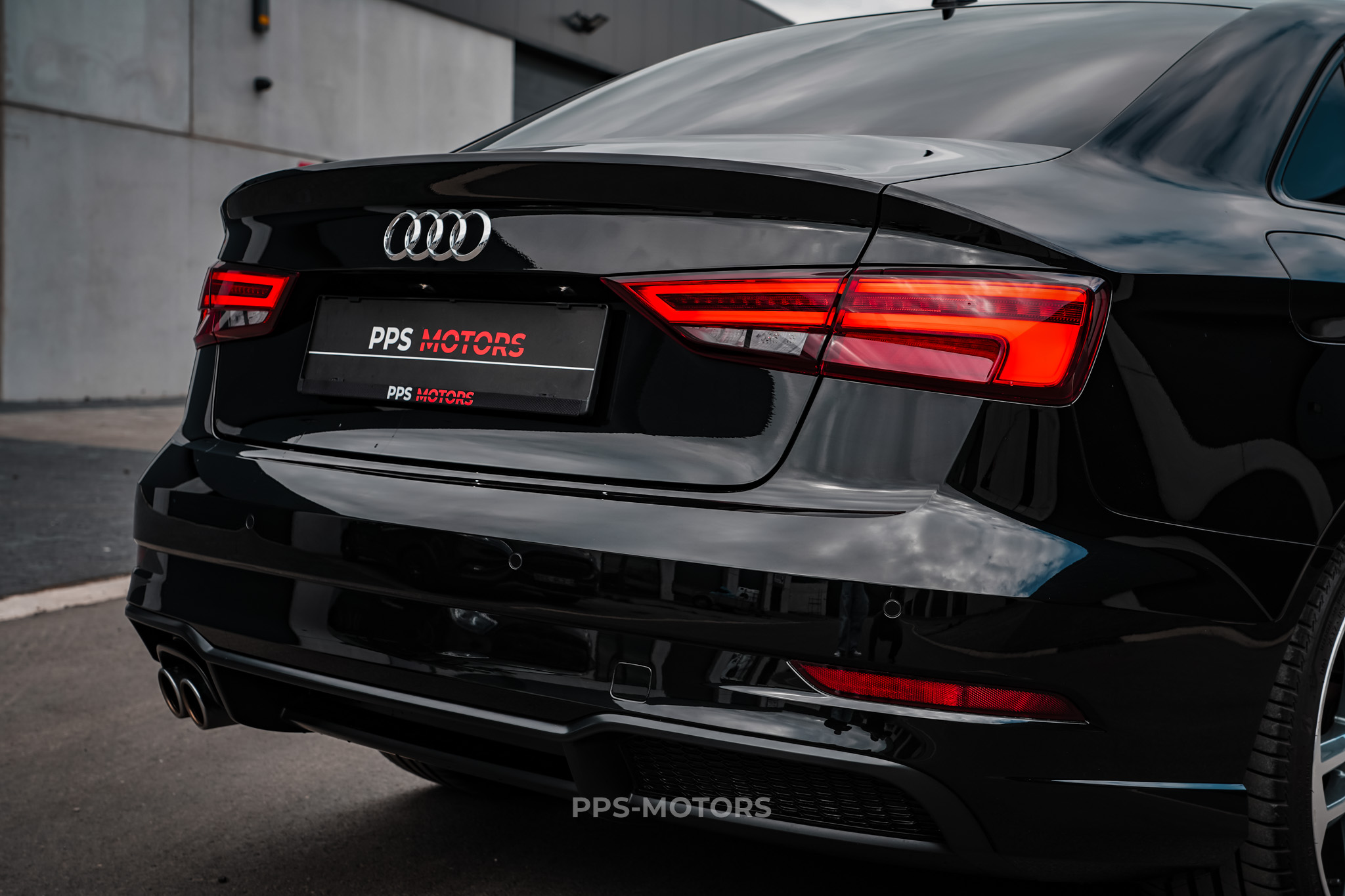 Audi A3 35 TFSI S-Tronic S-Line photo 4