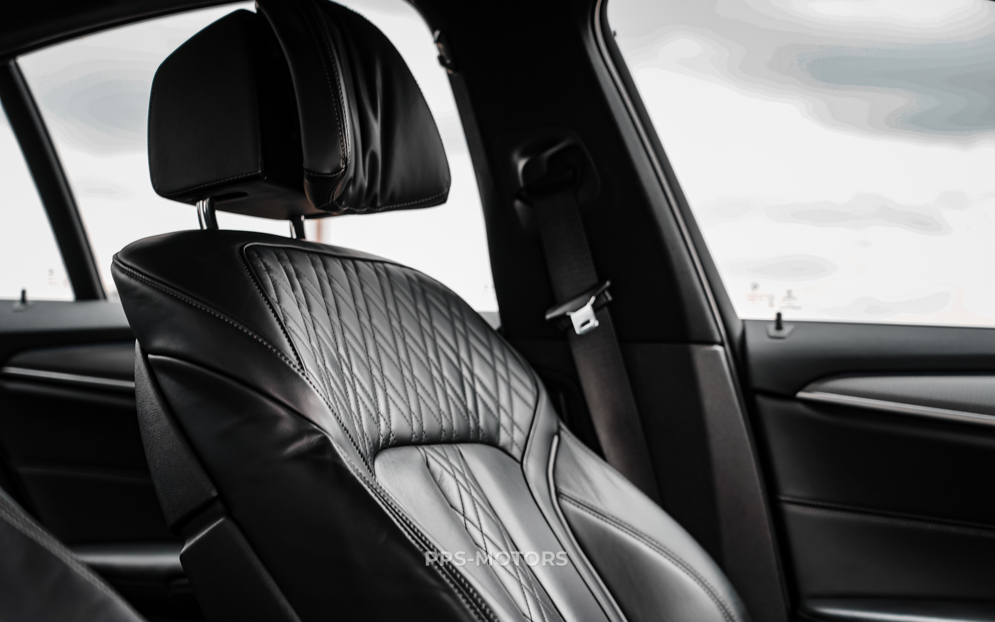BMW M550d xAS photo 13