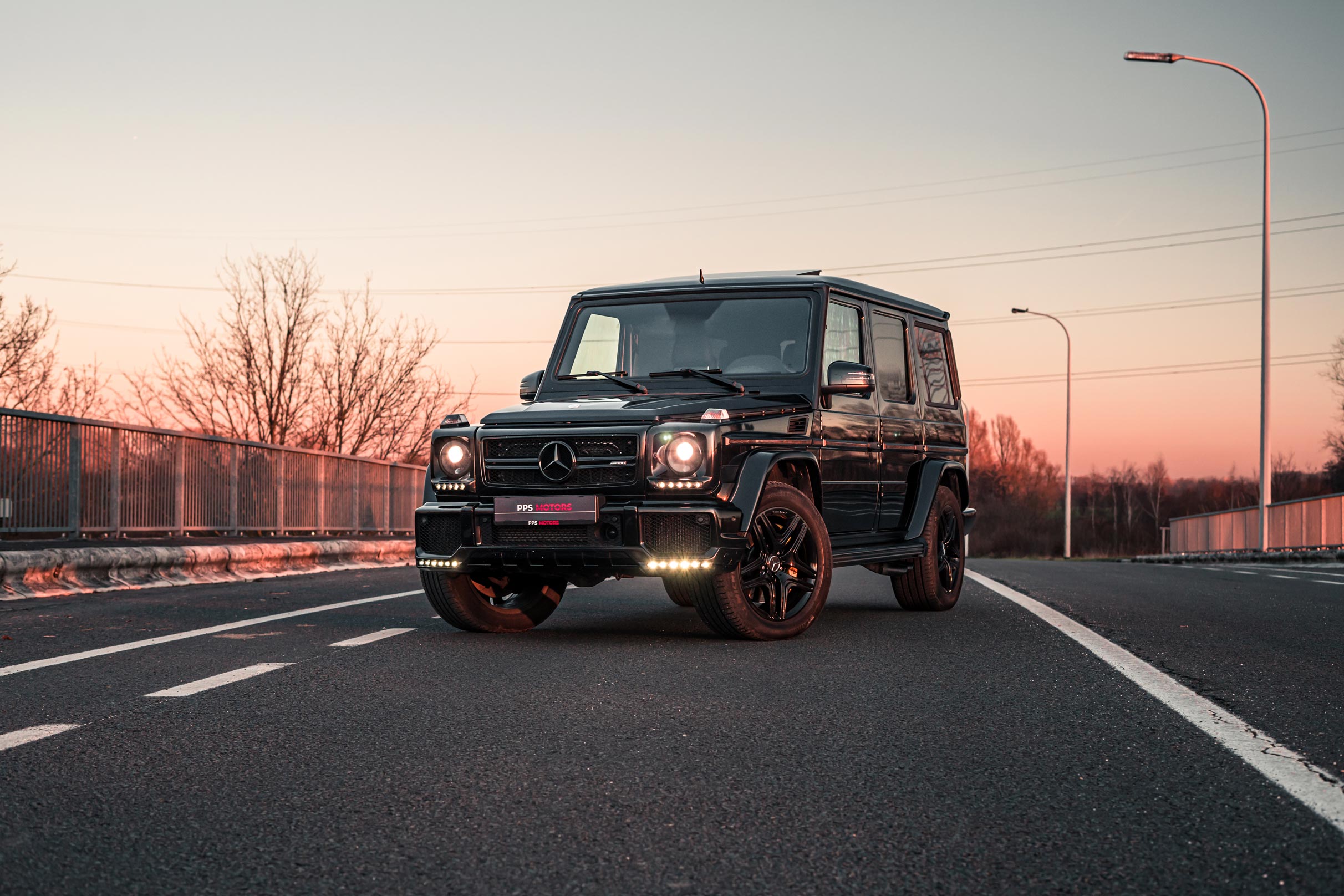 Mercedes Benz G63 AMG 5.5 V8 | BRABUS OPTIK photo 1