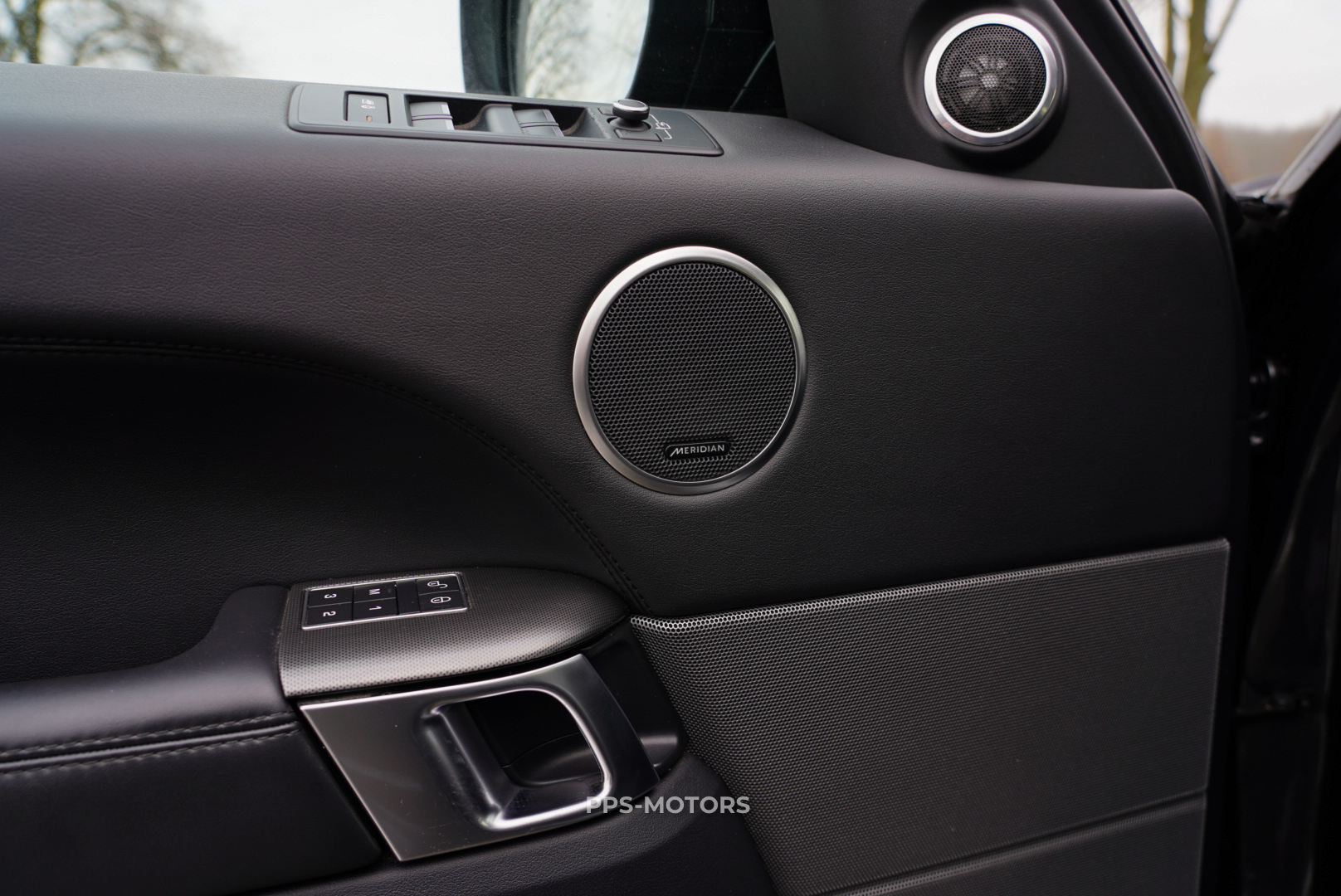 Land Rover RANGE ROVER SPORT 3.0TDV6 photo 24