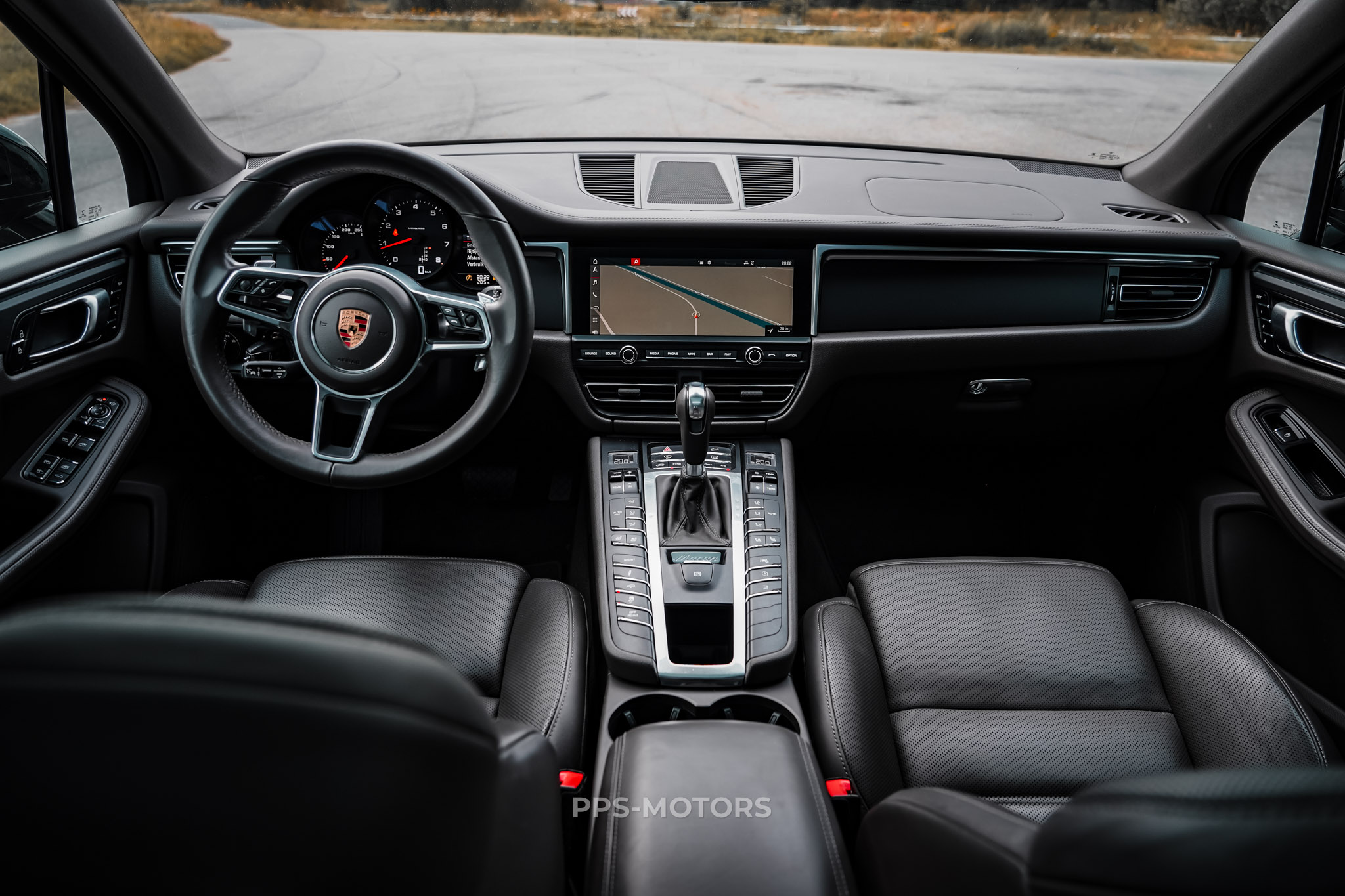 Porsche MACAN 2.0 TURBO PDK photo 20
